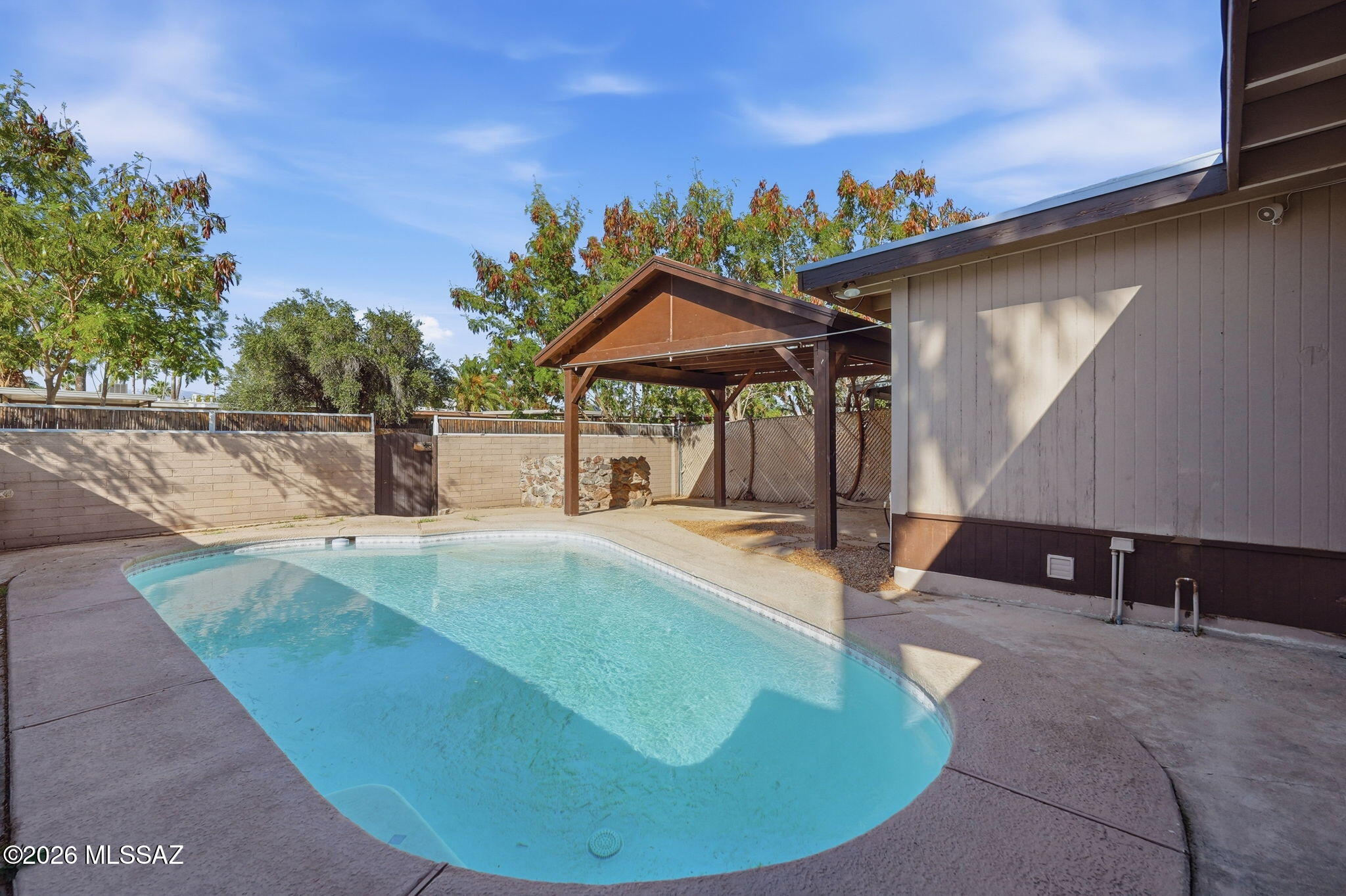 4037 S Queen Palm Drive