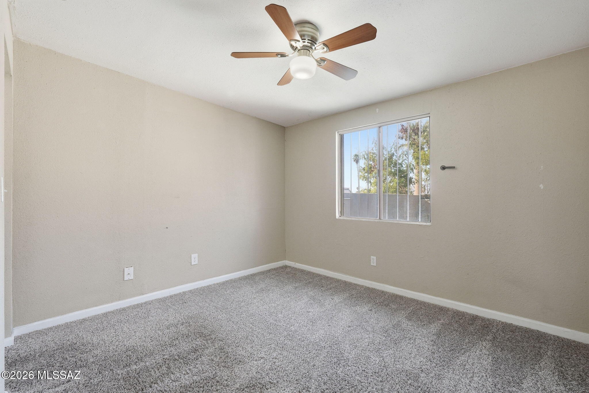 4037 S Queen Palm Drive