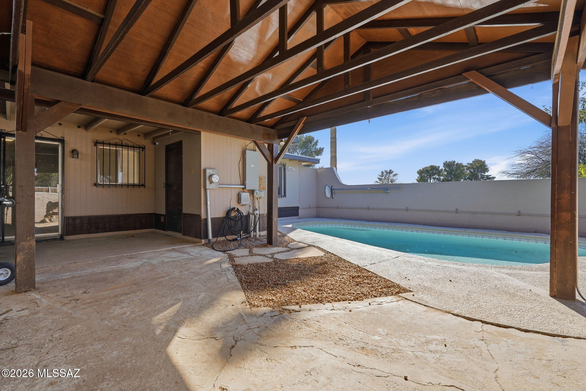 4037 S Queen Palm Drive