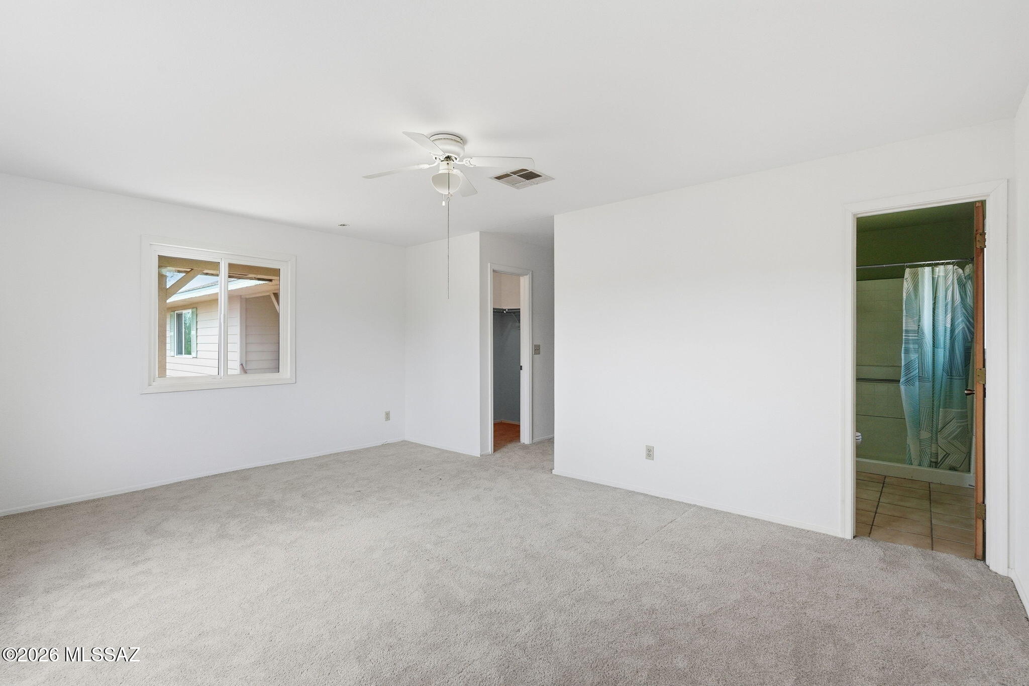 2250 W Beverly Circle