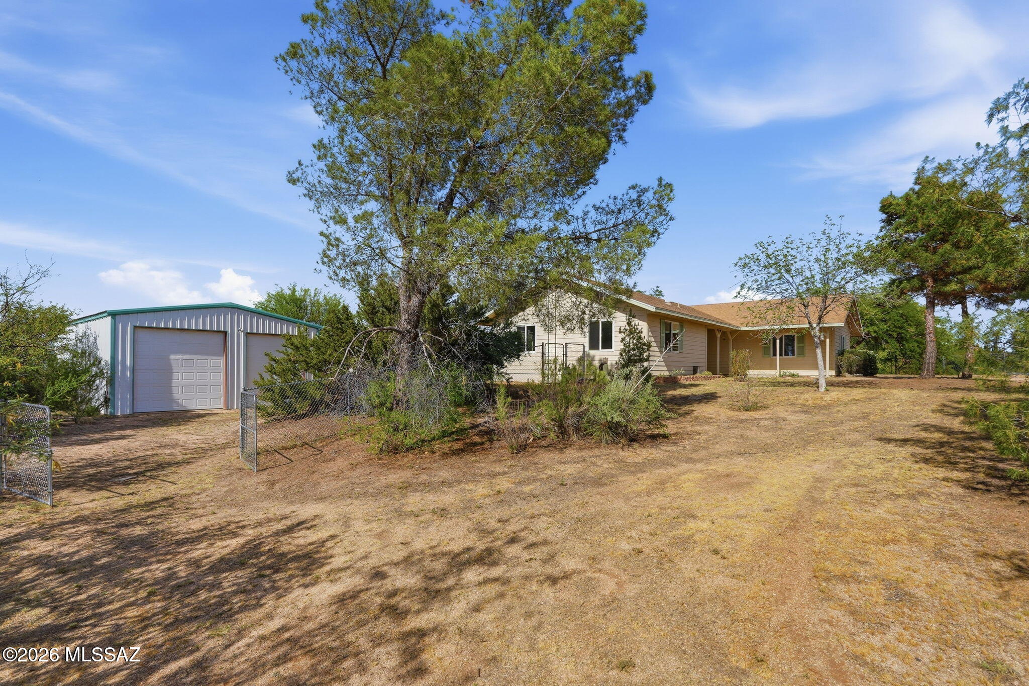 2250 W Beverly Circle