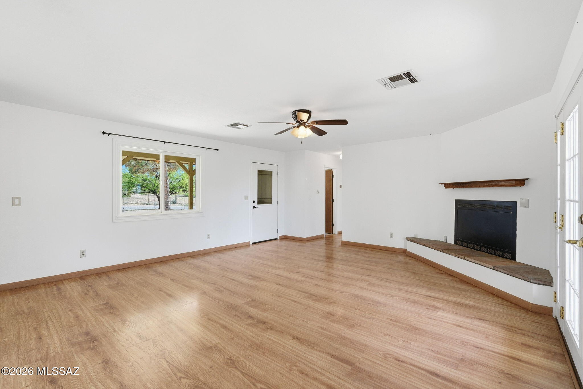 2250 W Beverly Circle