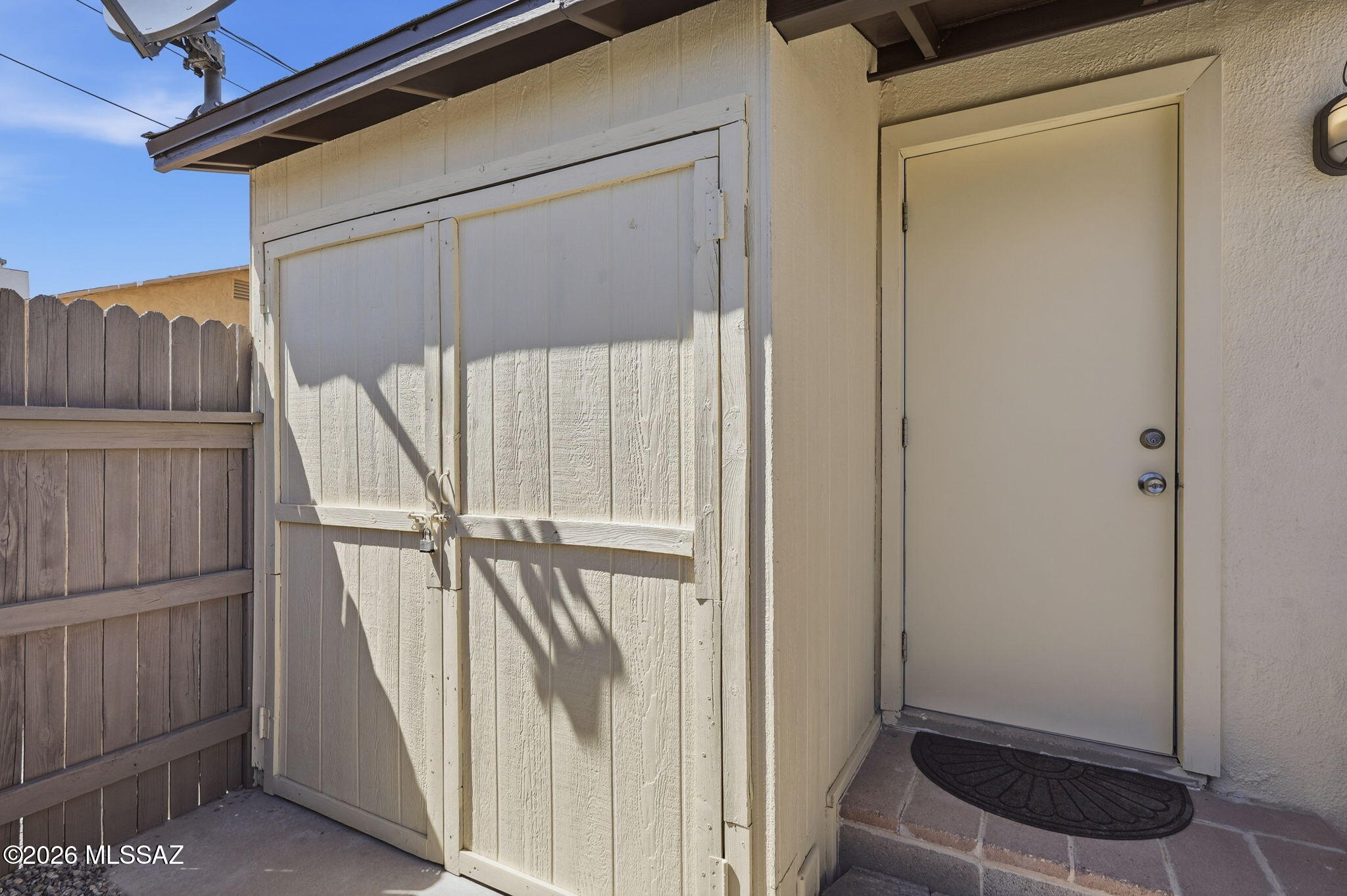3720 E Monte Vista Drive