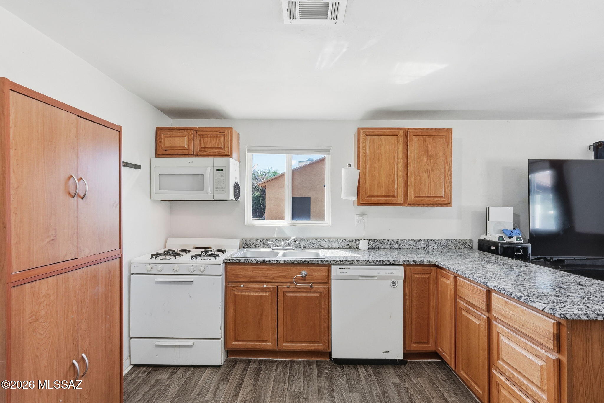 3720 E Monte Vista Drive