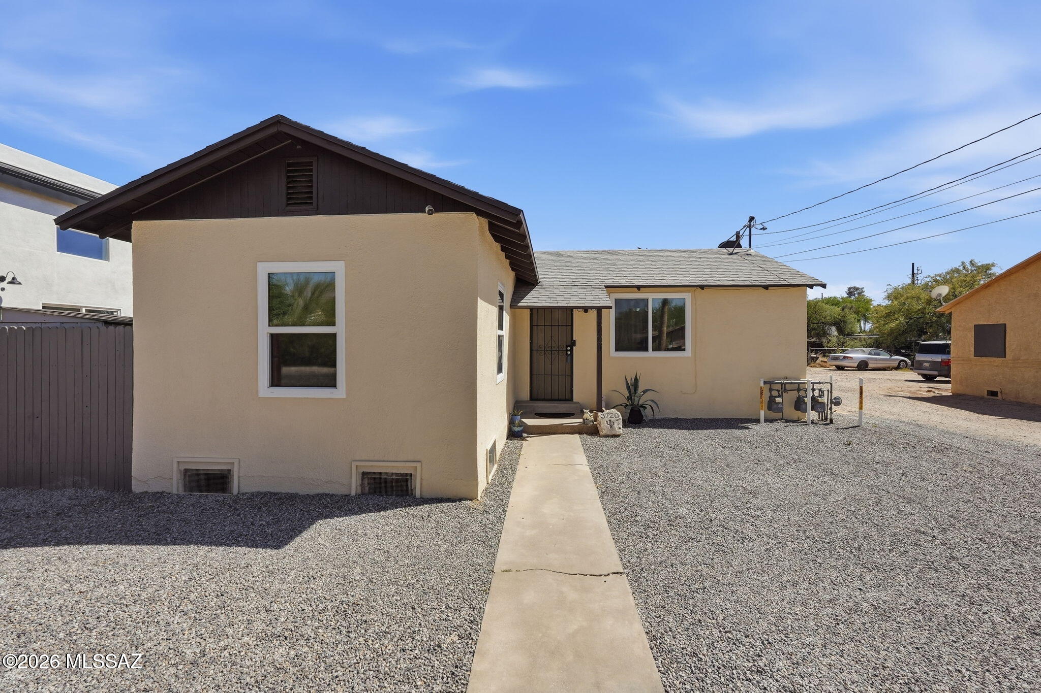 3720 E Monte Vista Drive