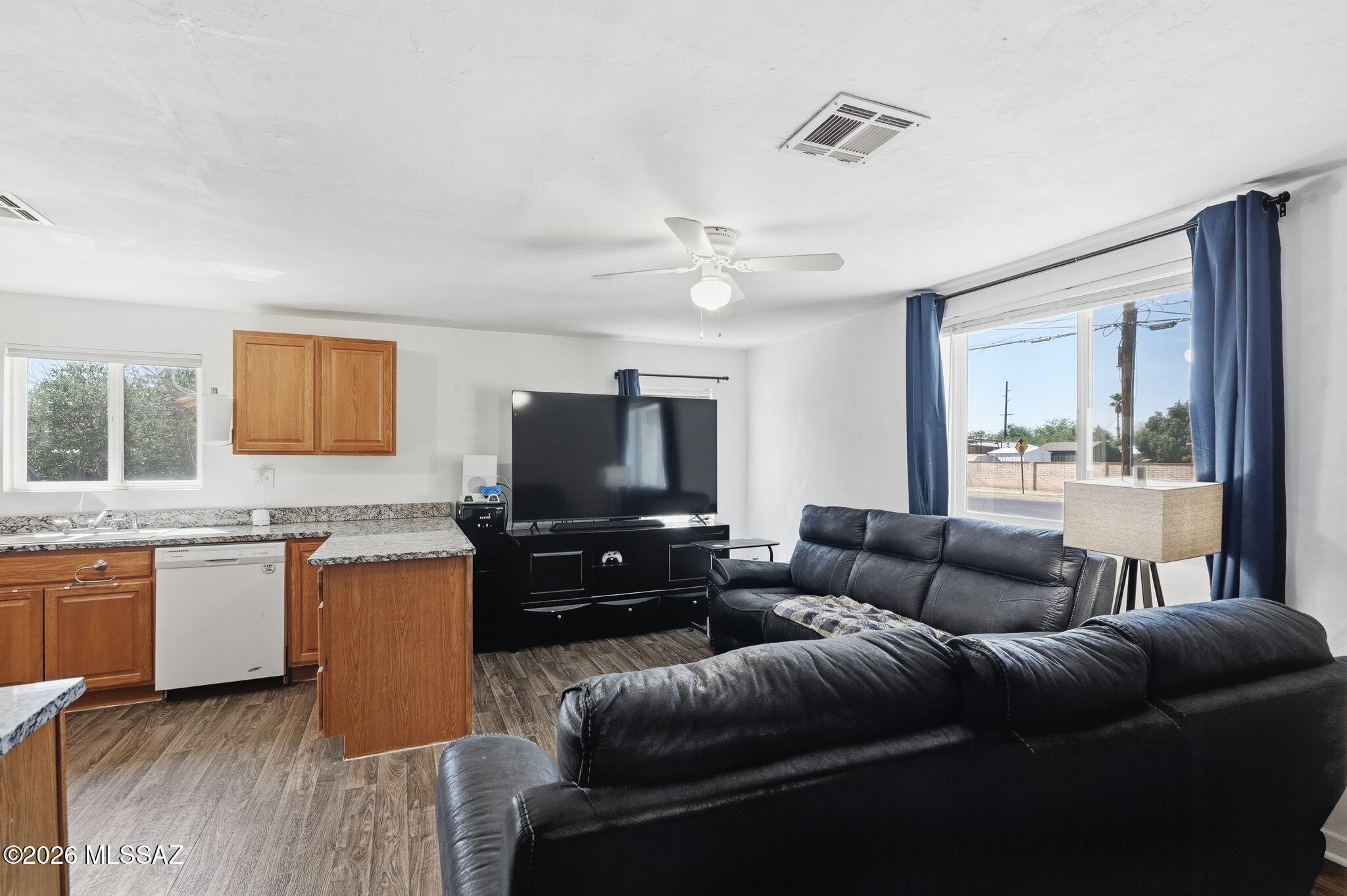 3720 E Monte Vista Drive