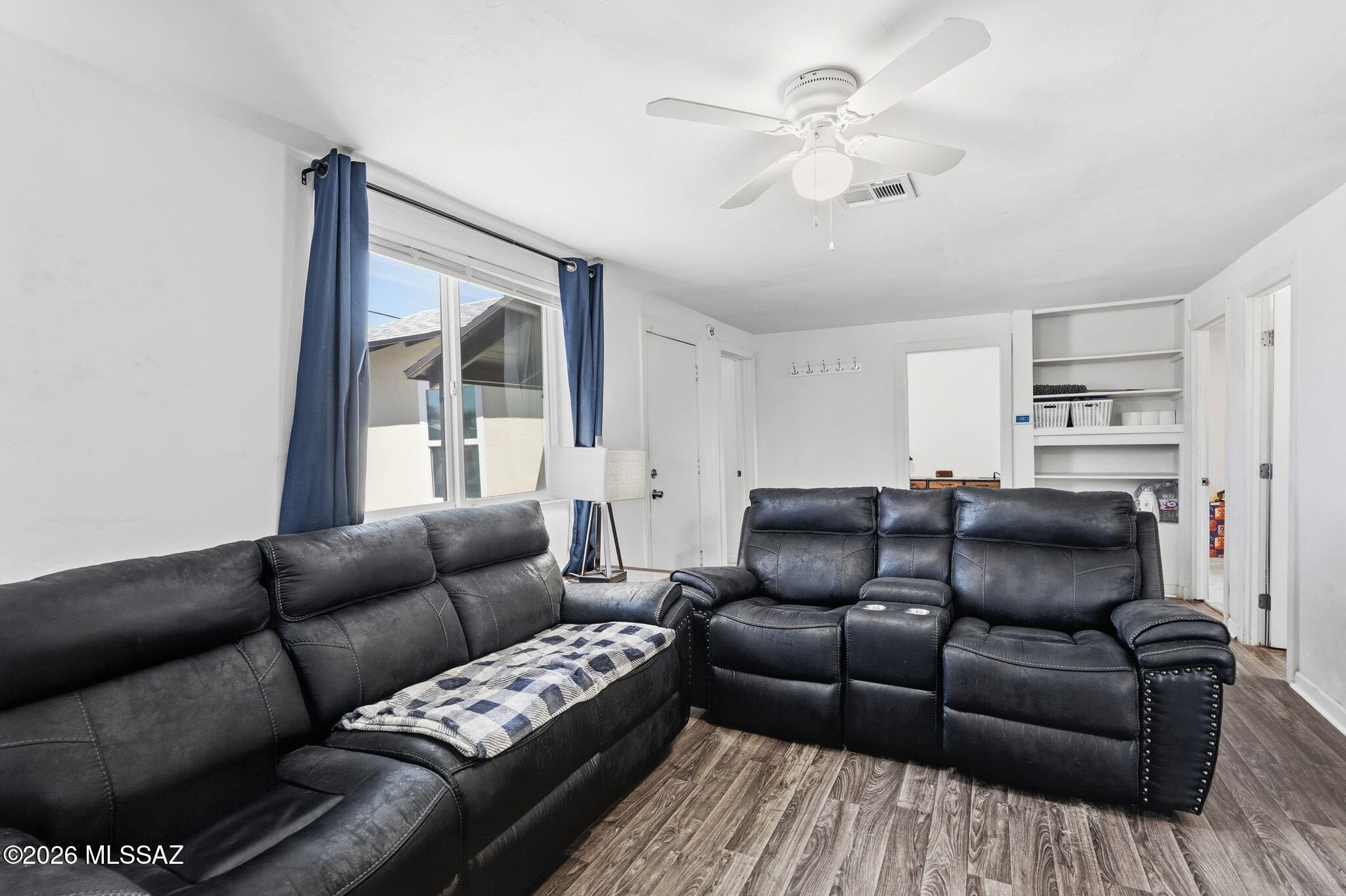 3720 E Monte Vista Drive