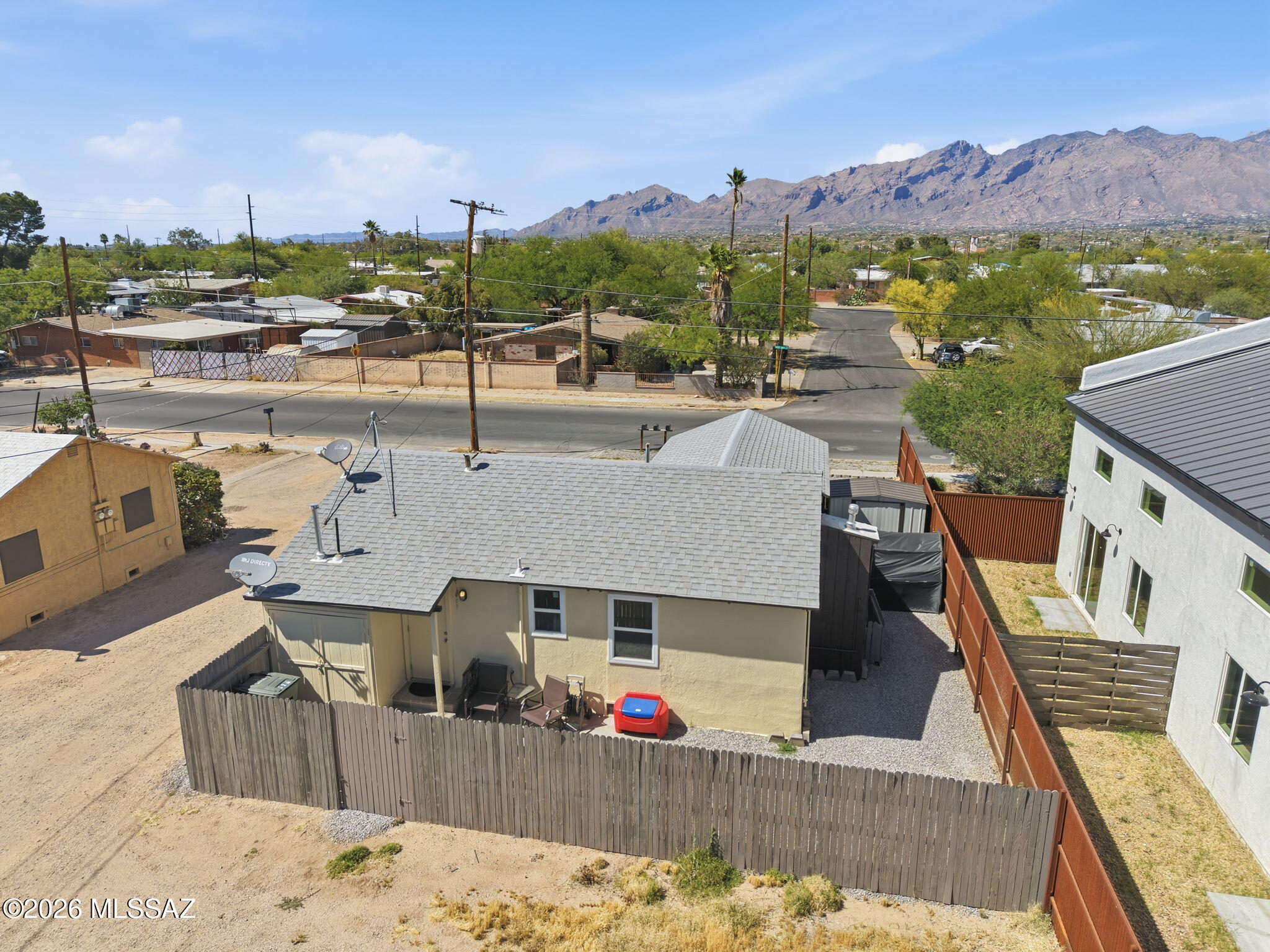 3720 E Monte Vista Drive