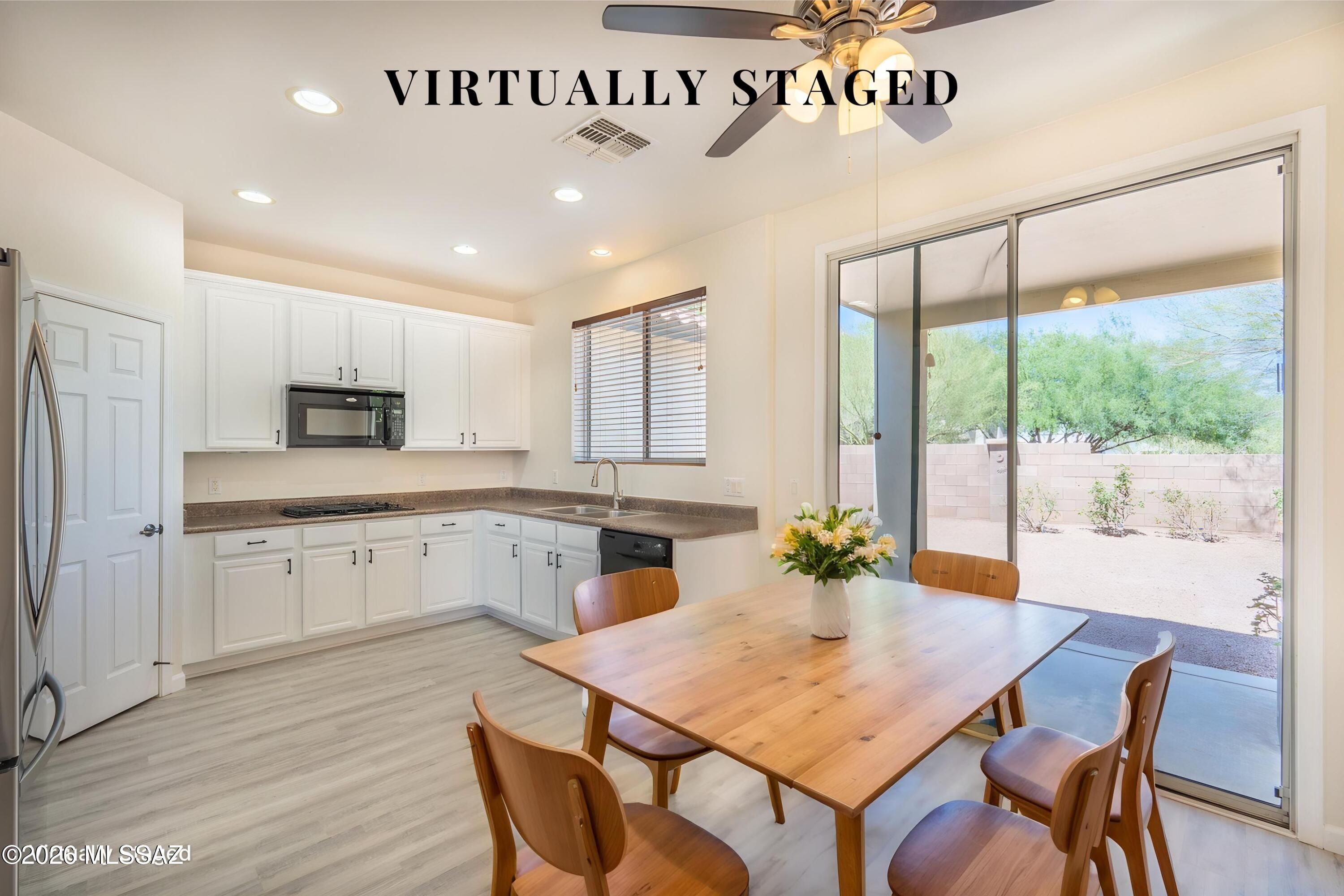 15741 S Camino Muesa