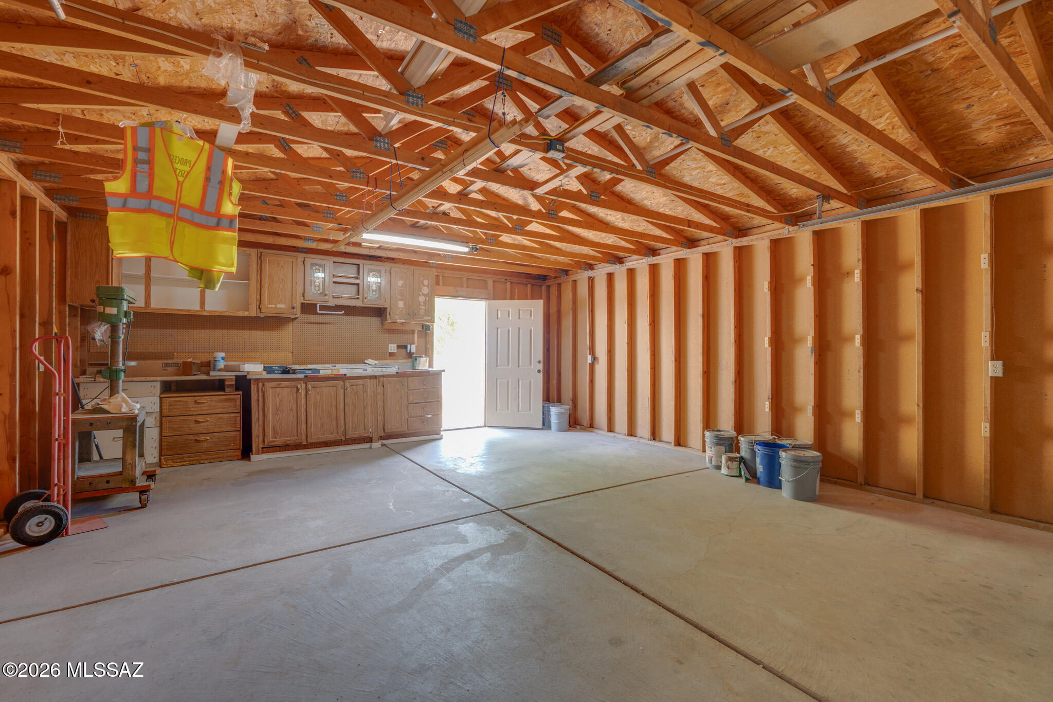 16620 W Falcon Lane