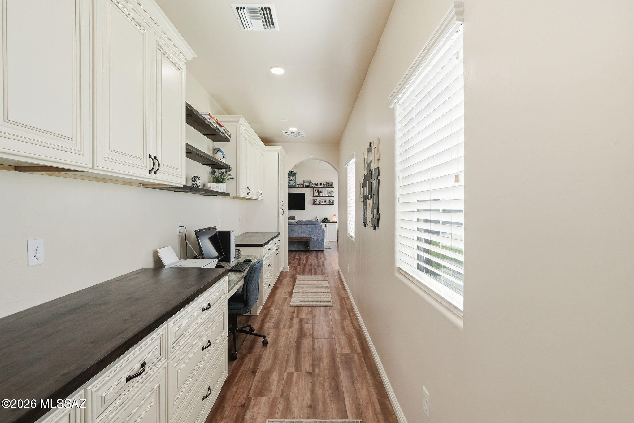 5949 W Rocky Road