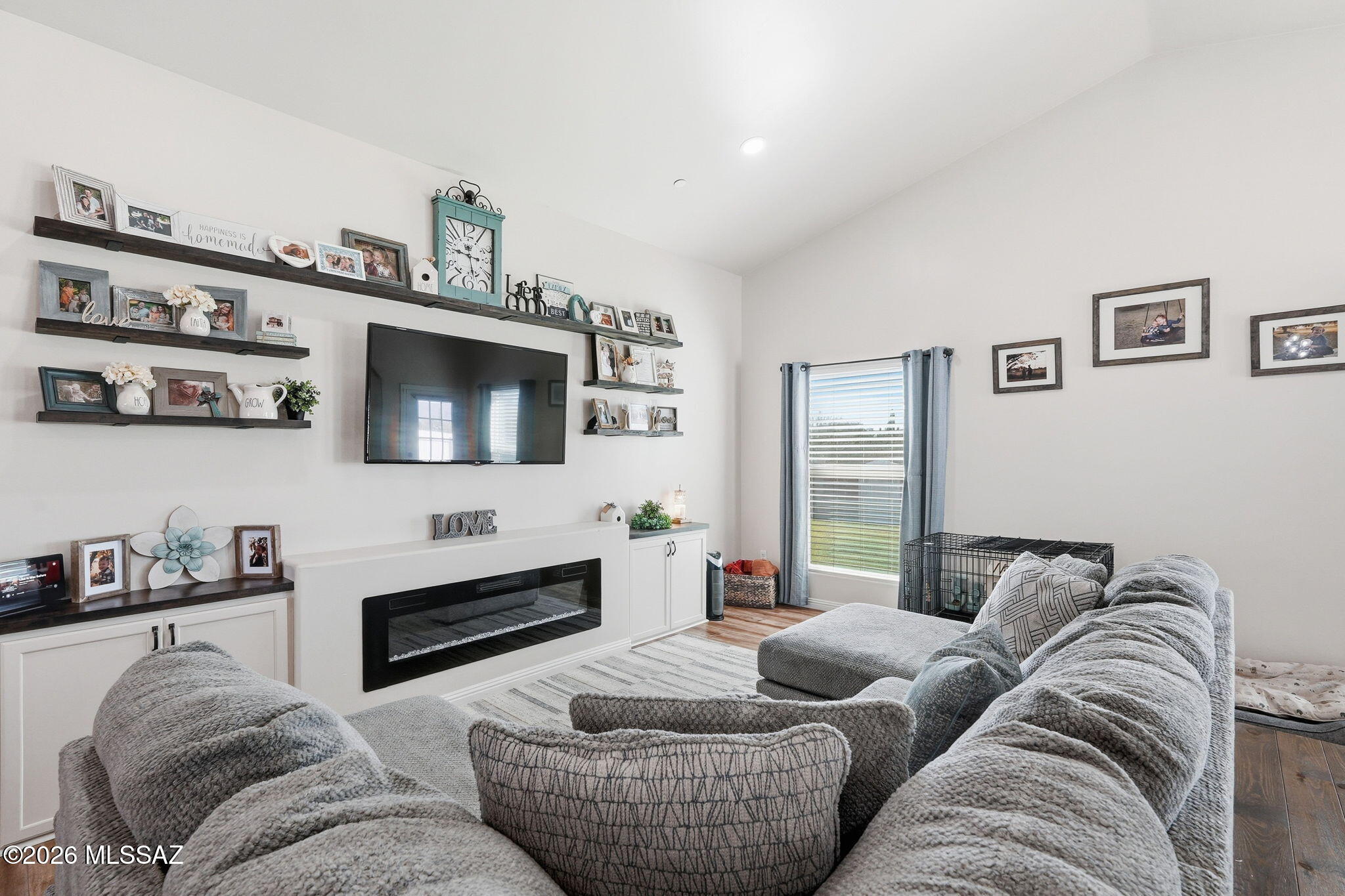 5949 W Rocky Road