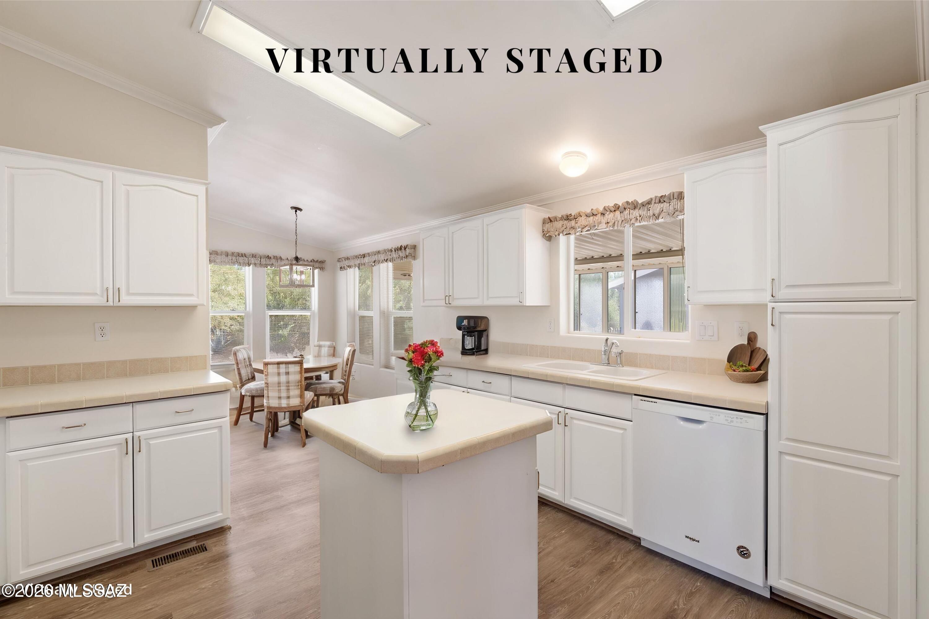 3503 S Rose Gold Avenue