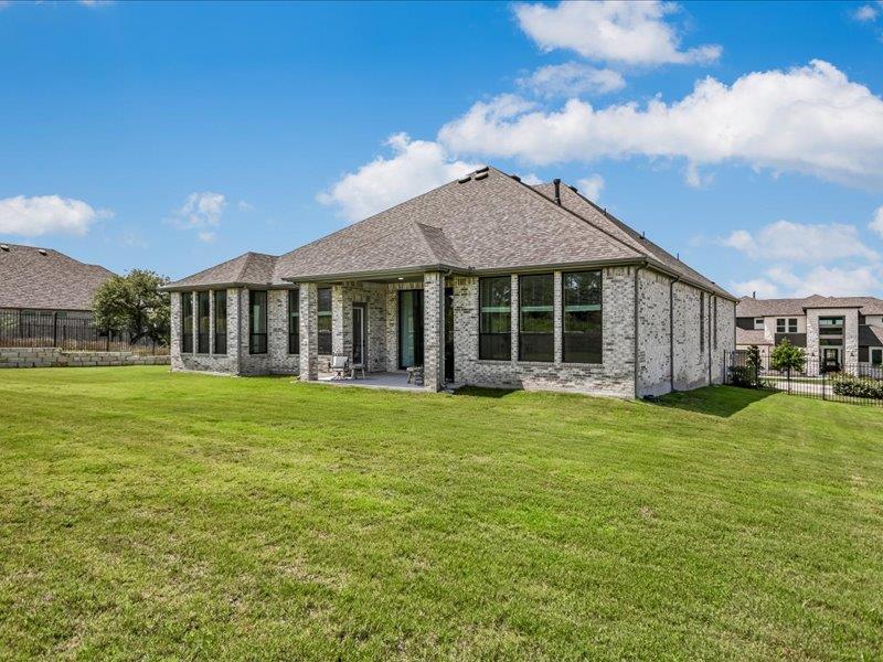 320 Old Stone RD