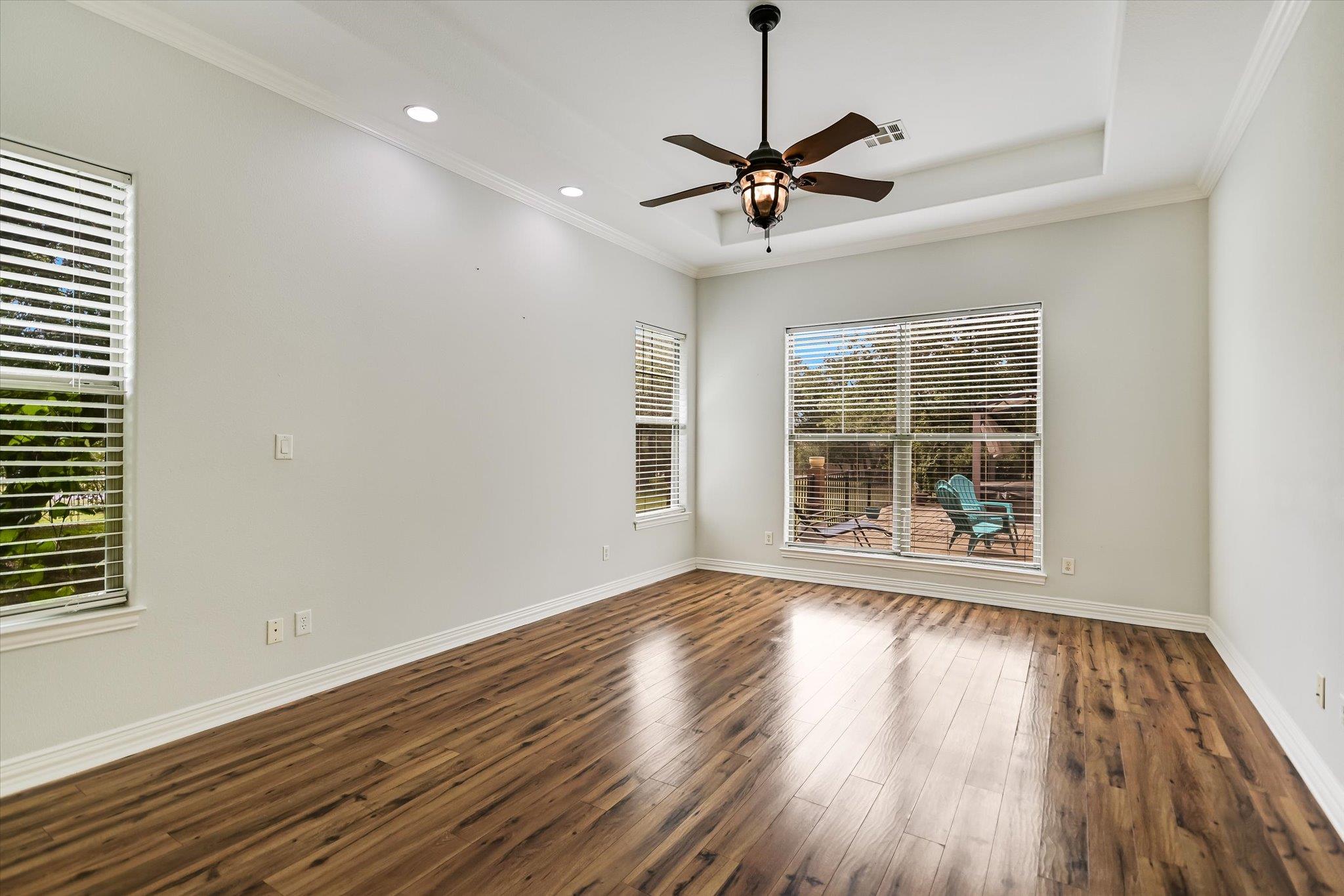 101 Paloma PL