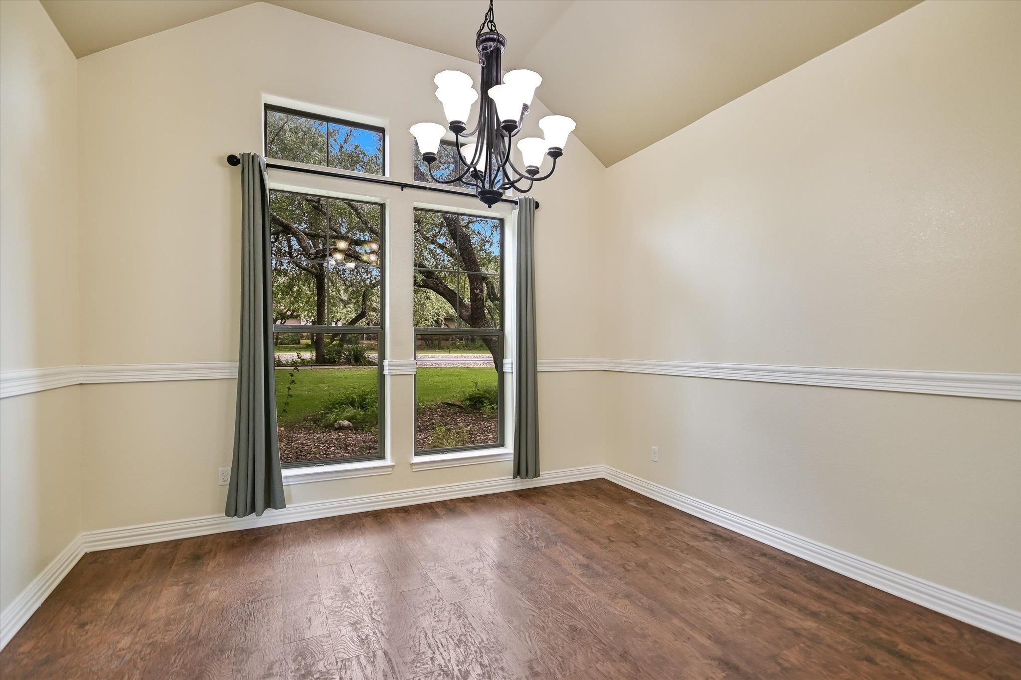 101 Paloma PL