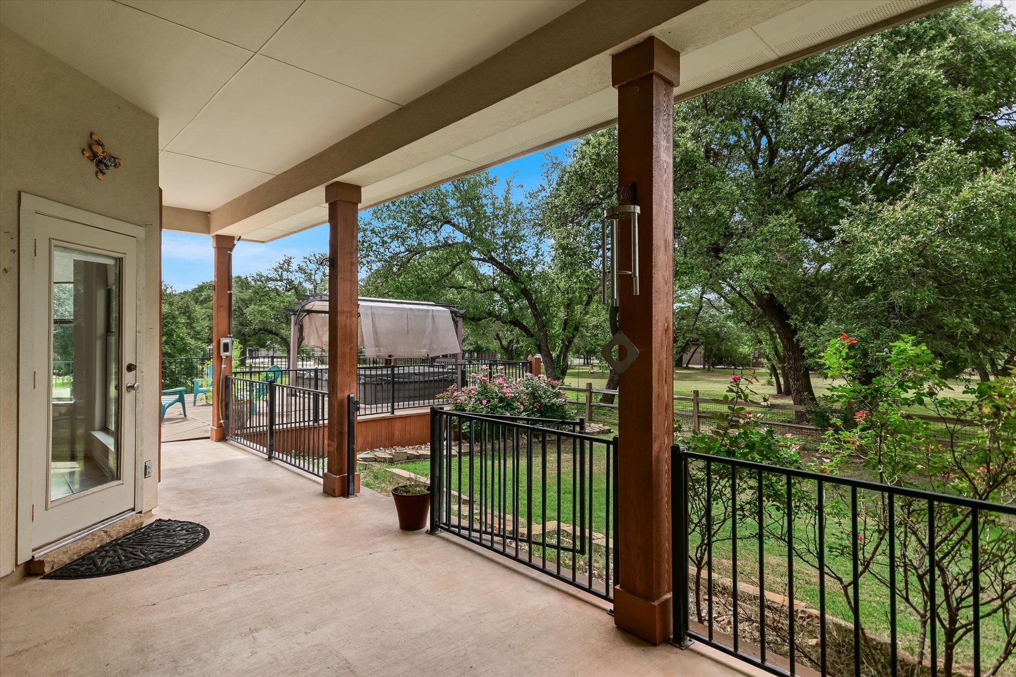 101 Paloma PL