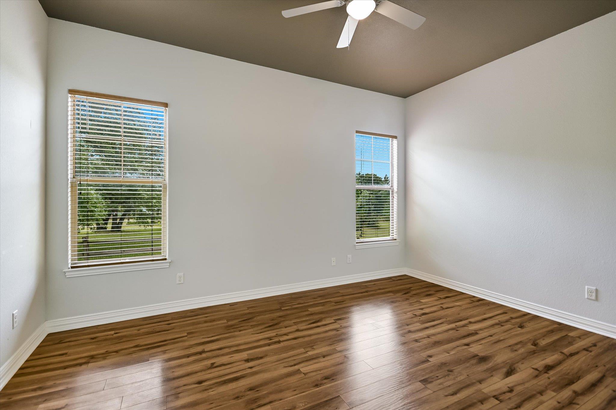 101 Paloma PL