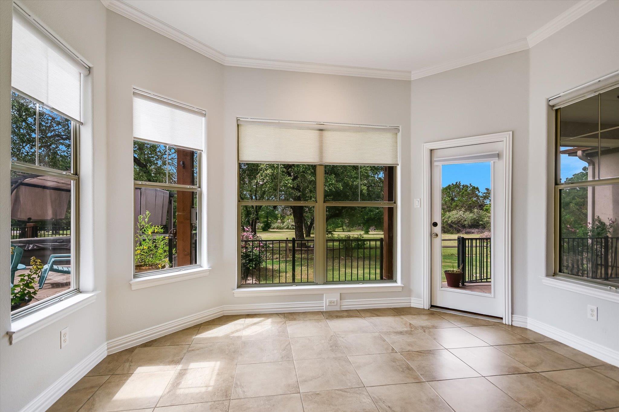 101 Paloma PL