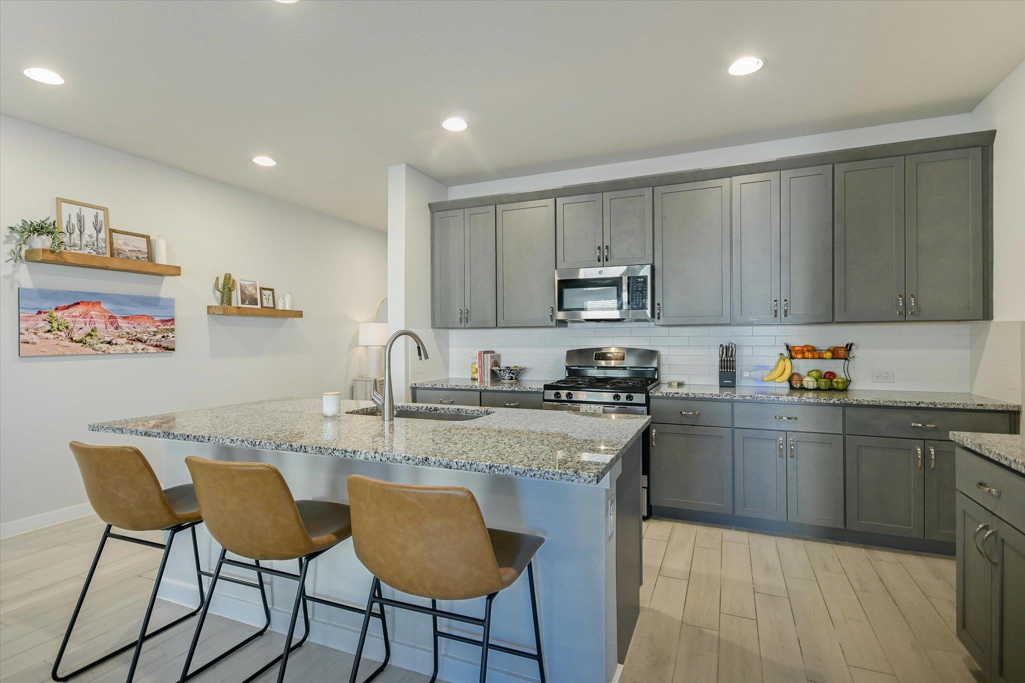 11504 Comano DR