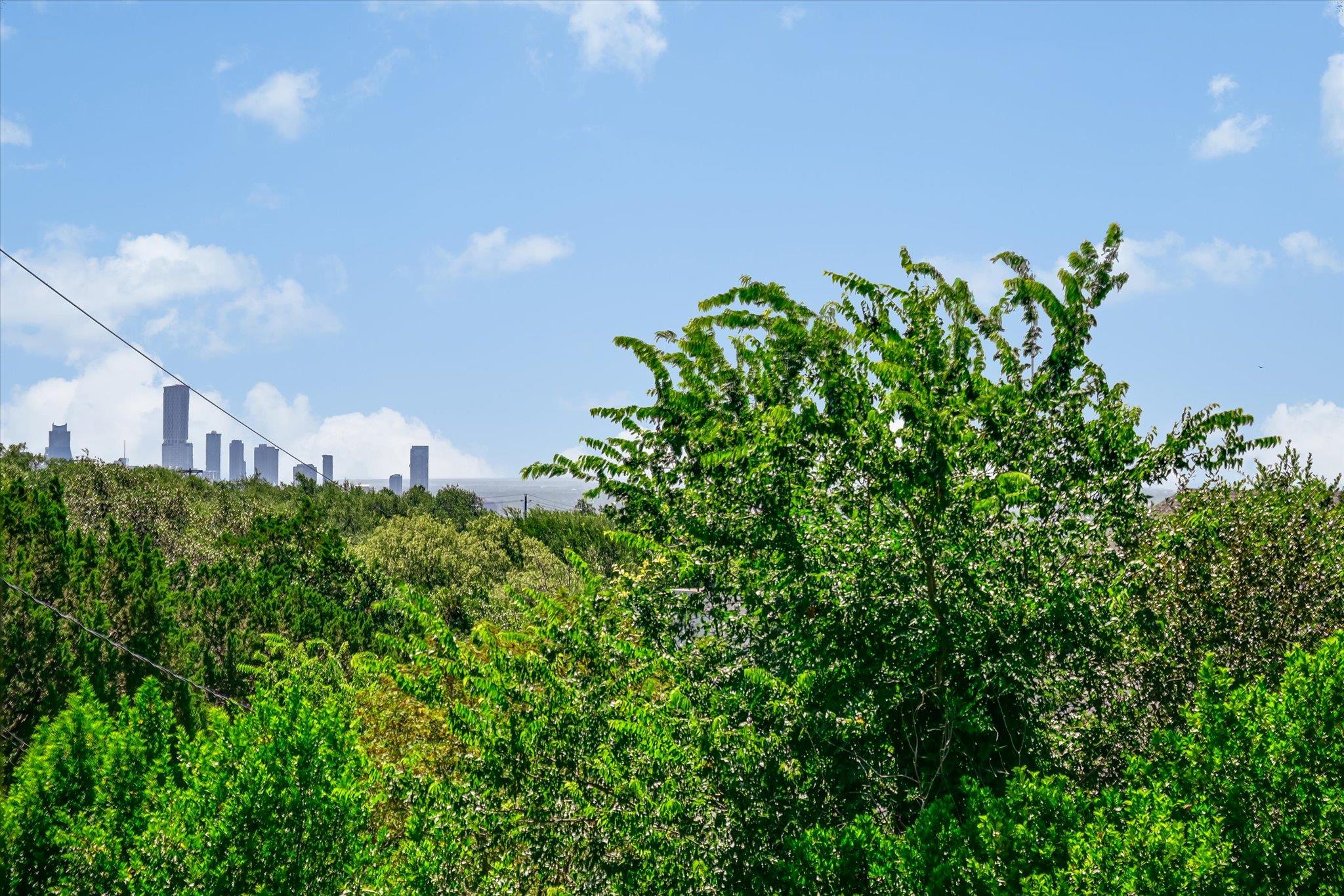 1402 Barclay DR Unit: E