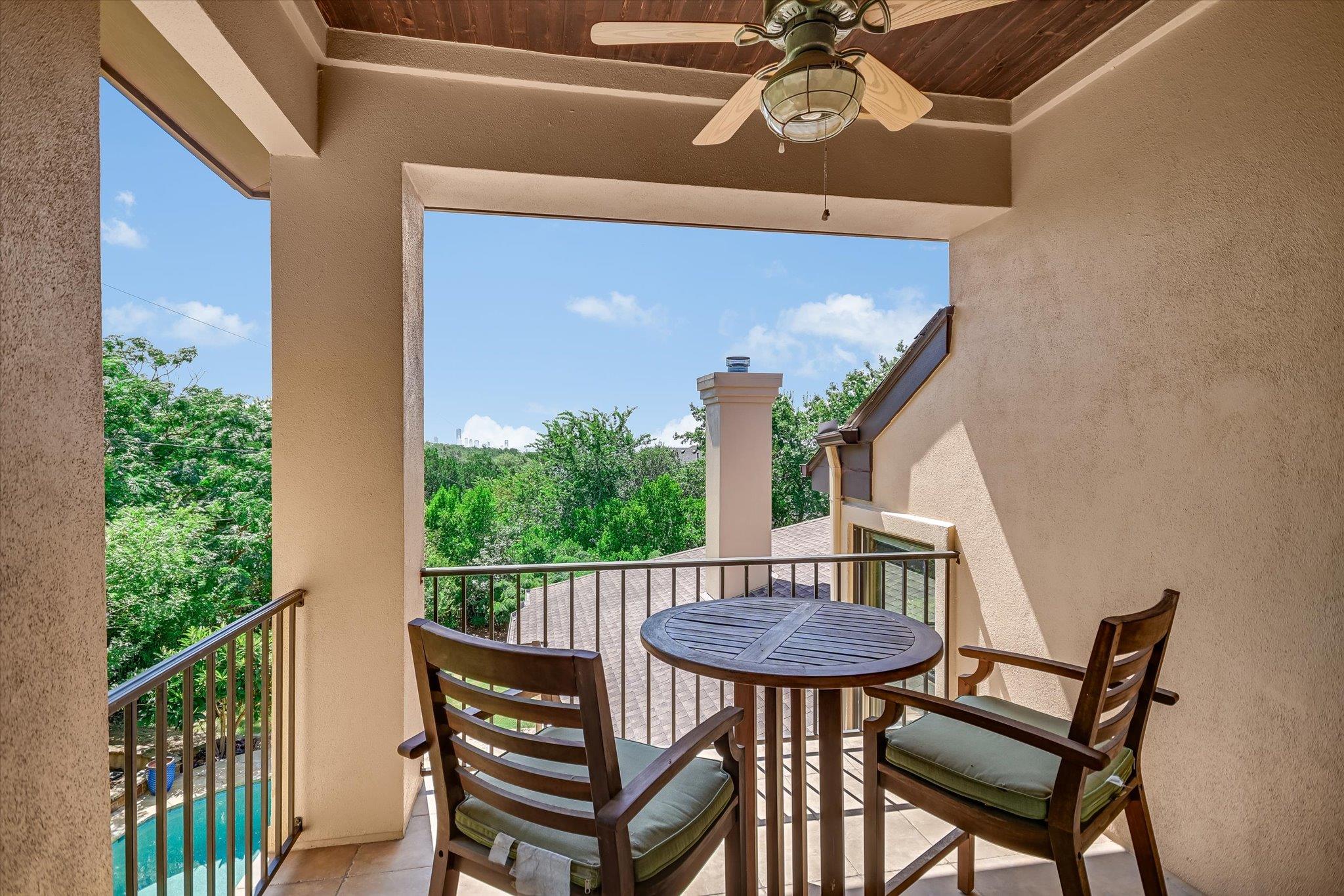 1402 Barclay DR Unit: E