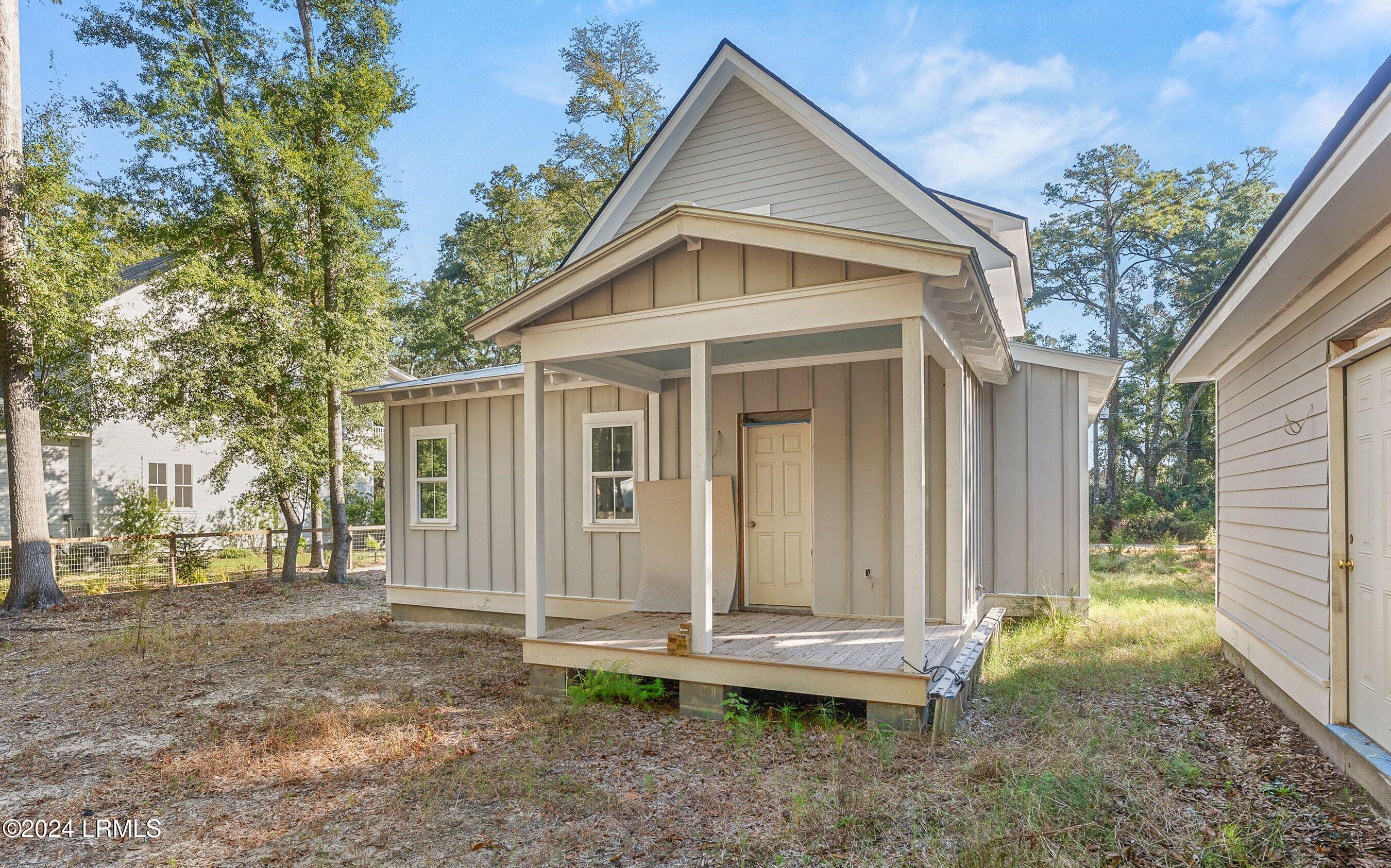 9 Attaway Lane