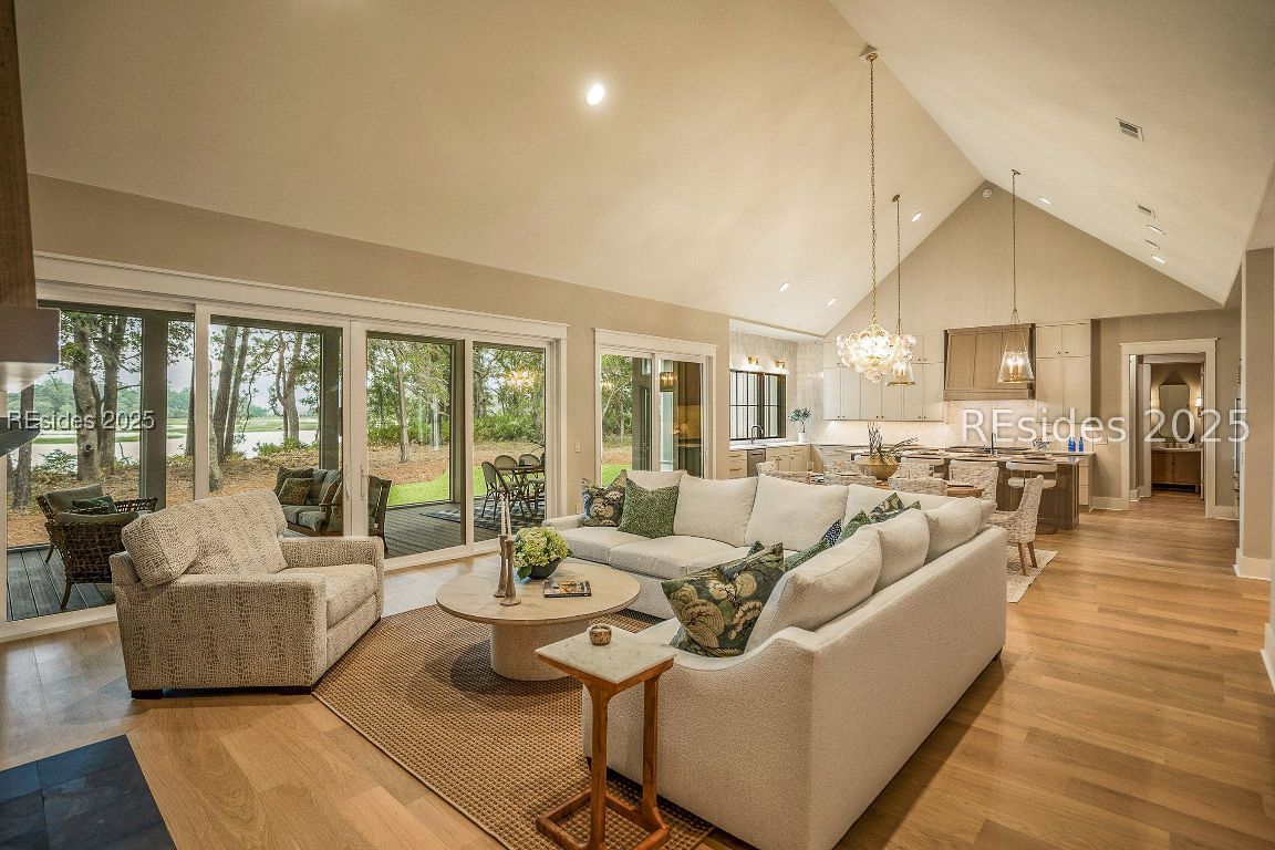 25 Ridge Road