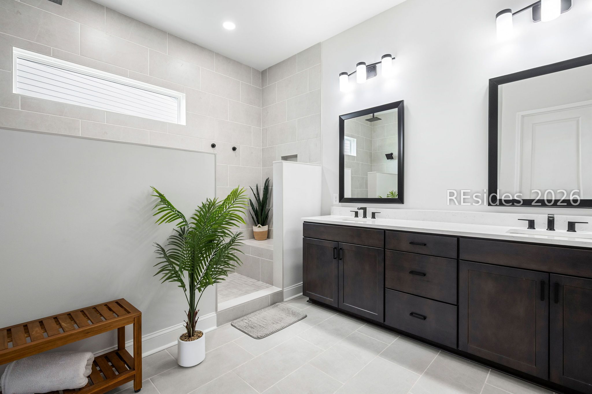 131 Foxbriar Court