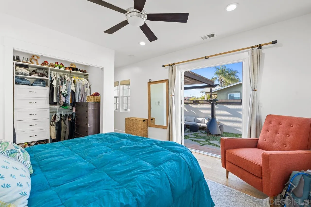 3387 Bancroft