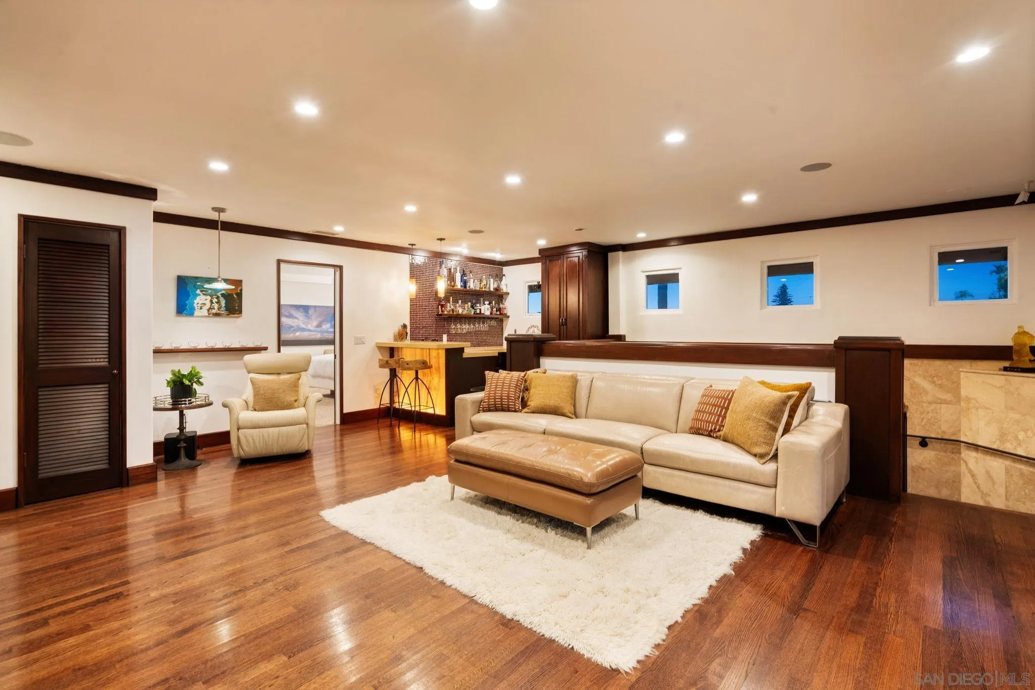 1728 West Lewis