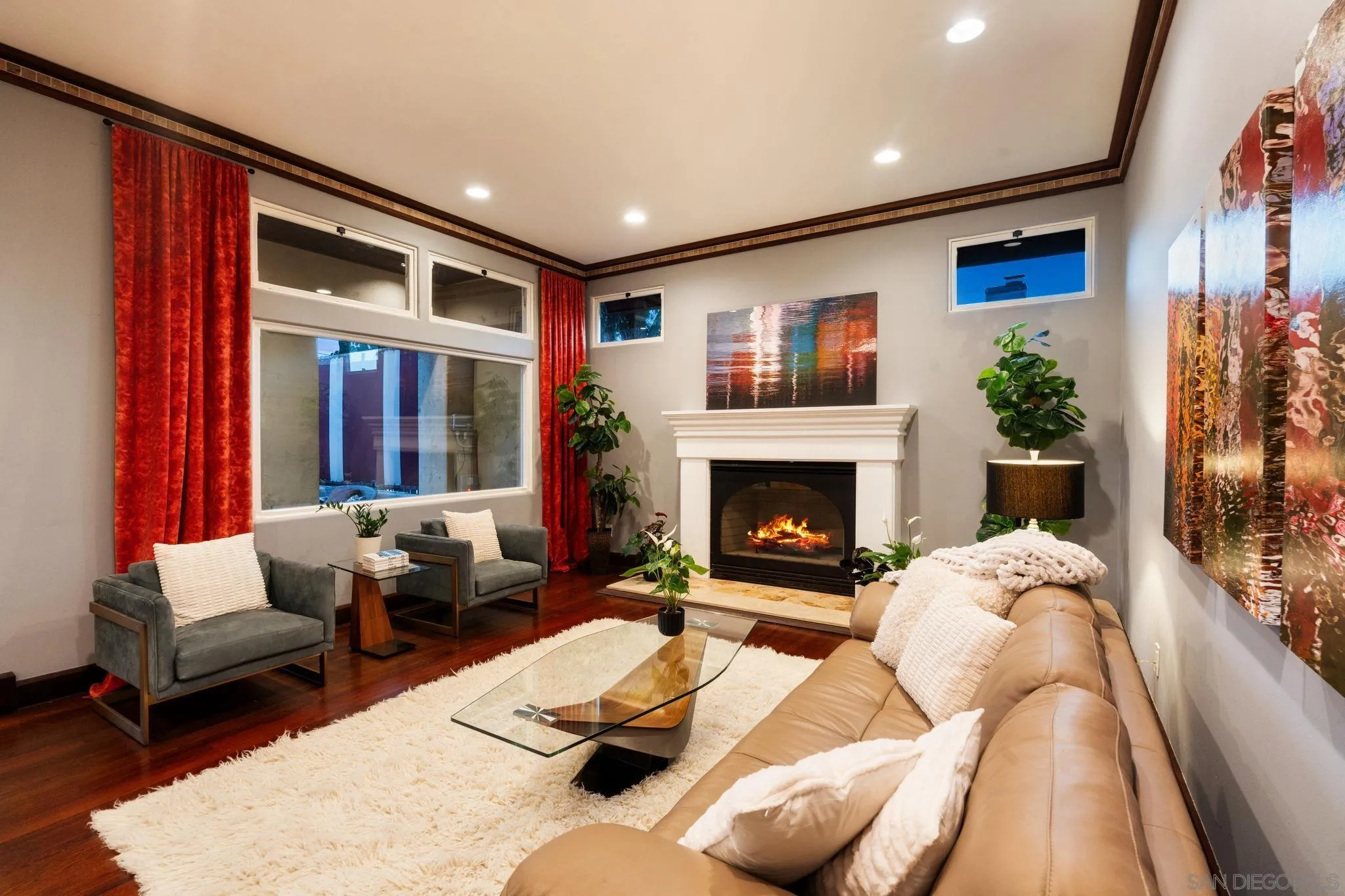 1728 West Lewis