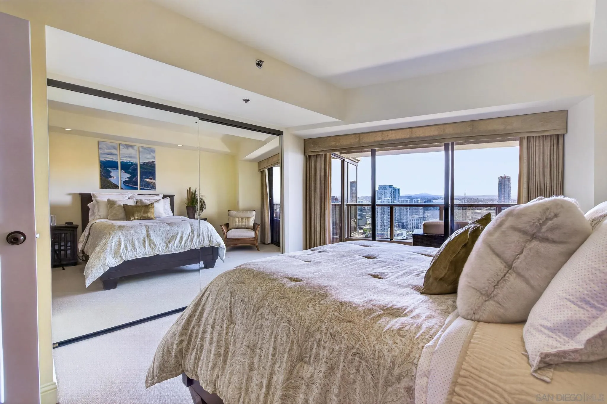 200 Harbor Unit 3001