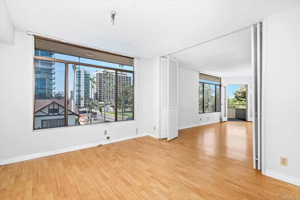 3290 6th Avenue Unit 4c