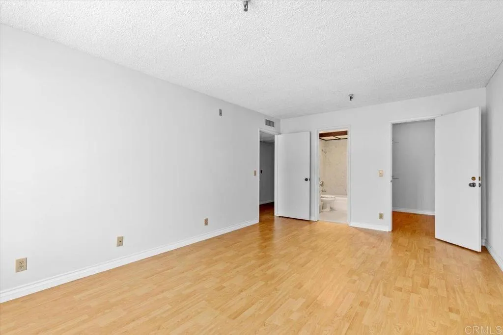 3290 6th Avenue Unit 4c