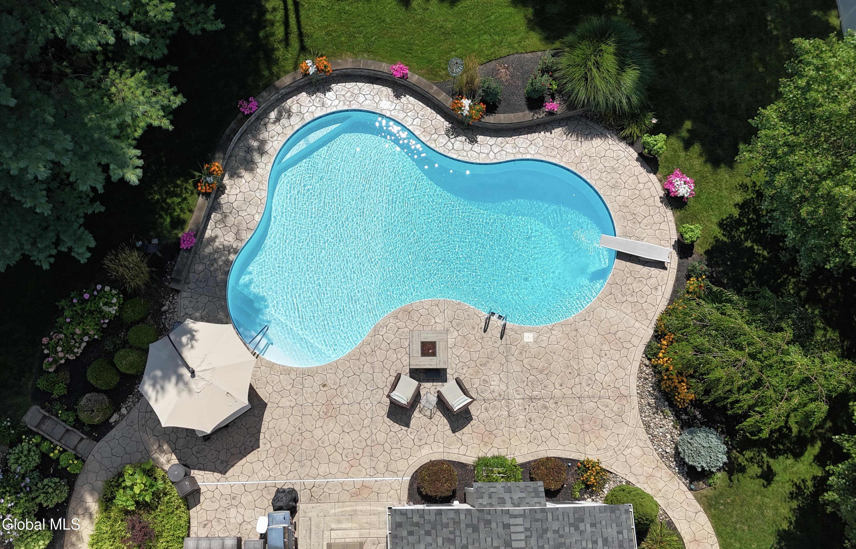 35 Willowbrook Terrace