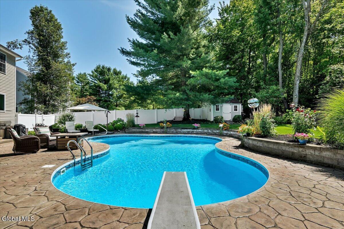 35 Willowbrook Terrace