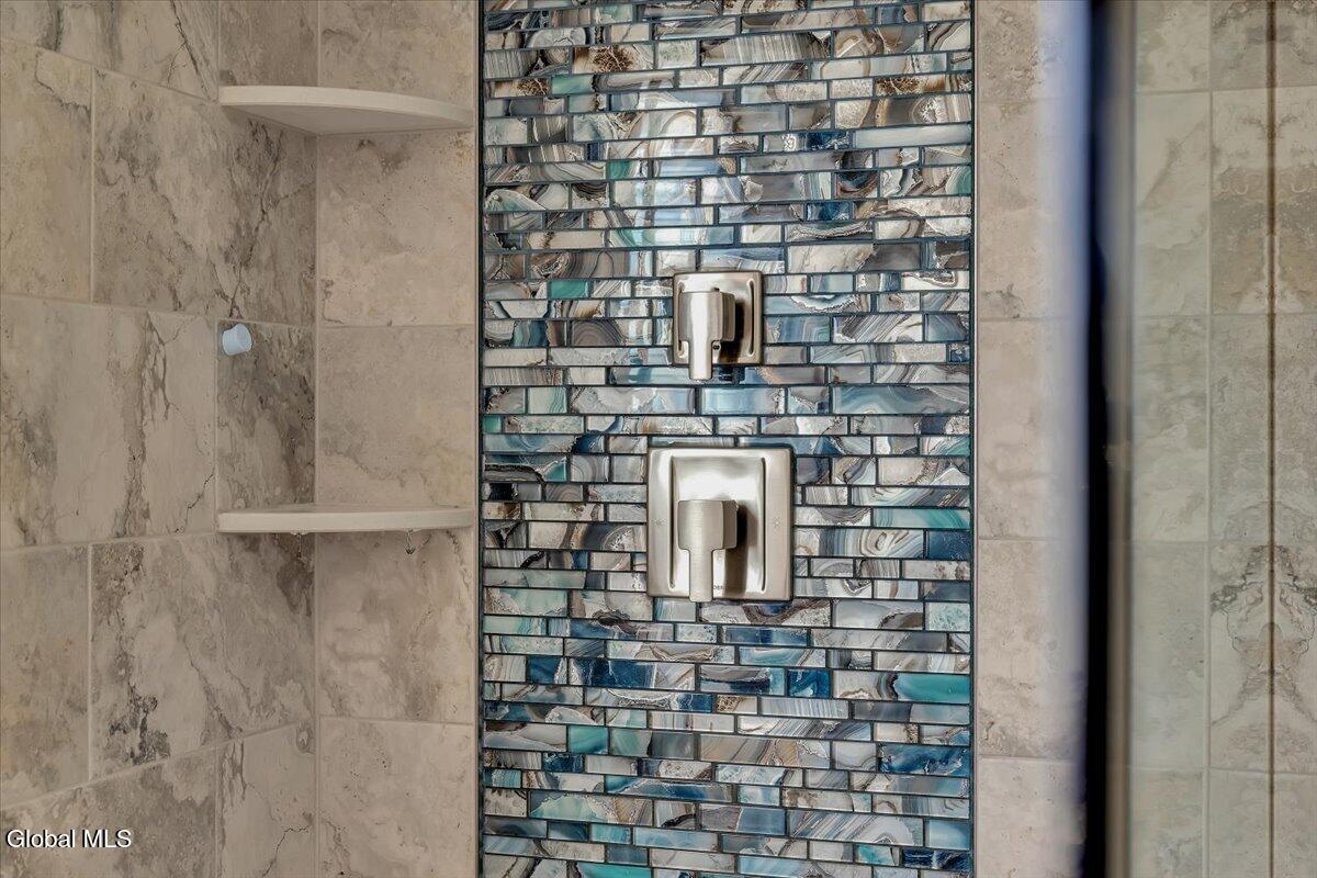 35 Willowbrook Terrace