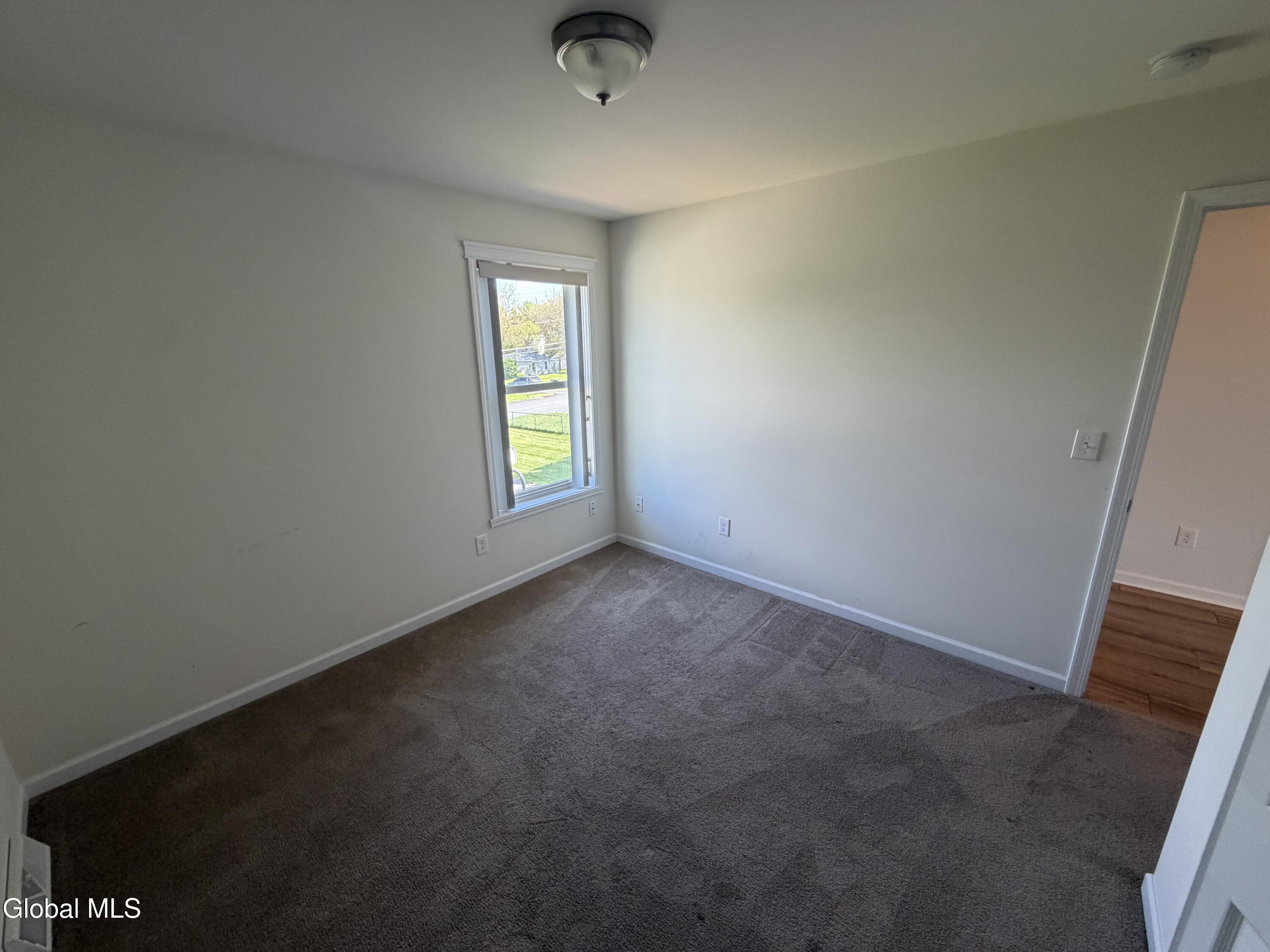 11 Highland View Avenue