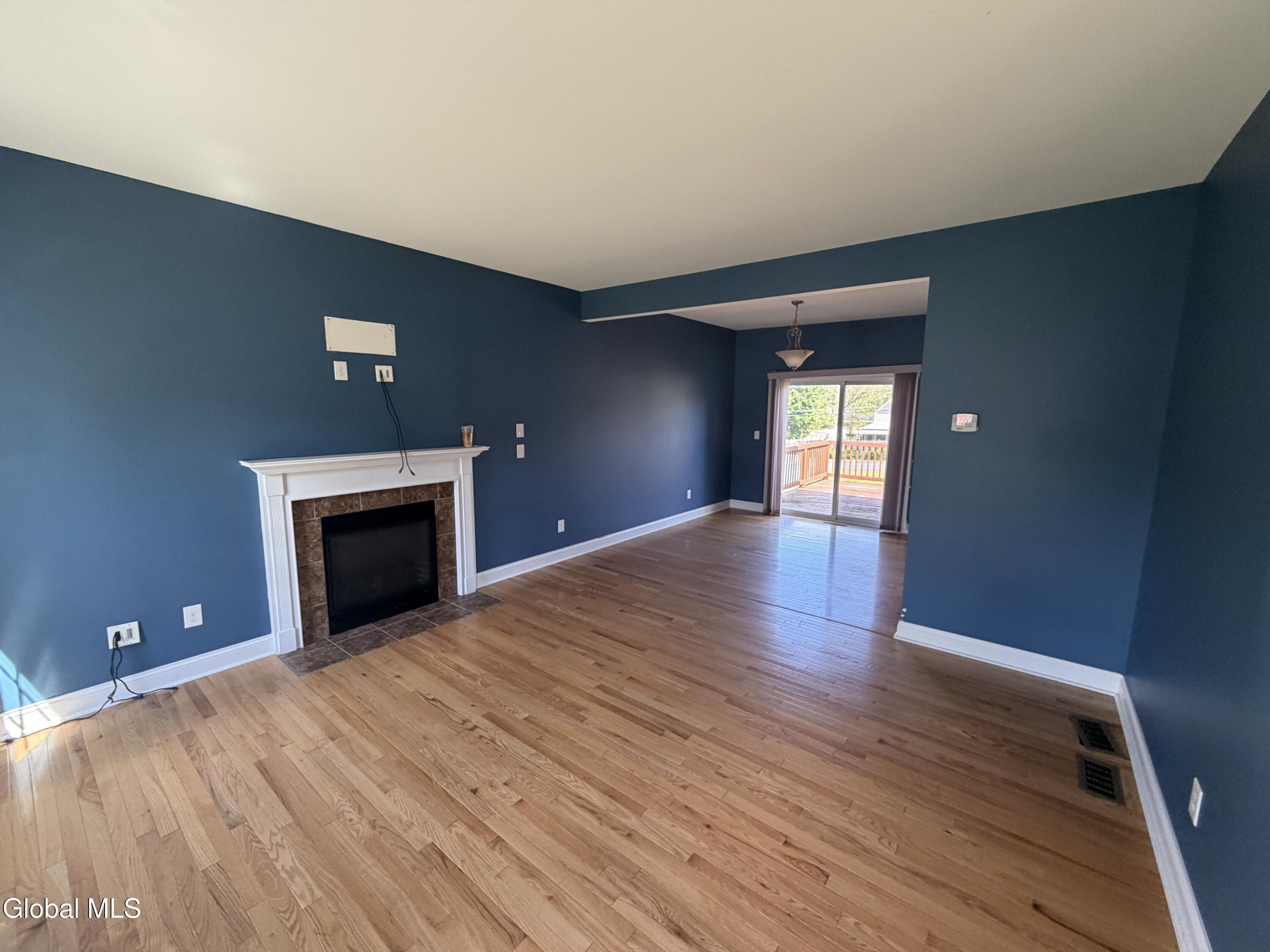 11 Highland View Avenue