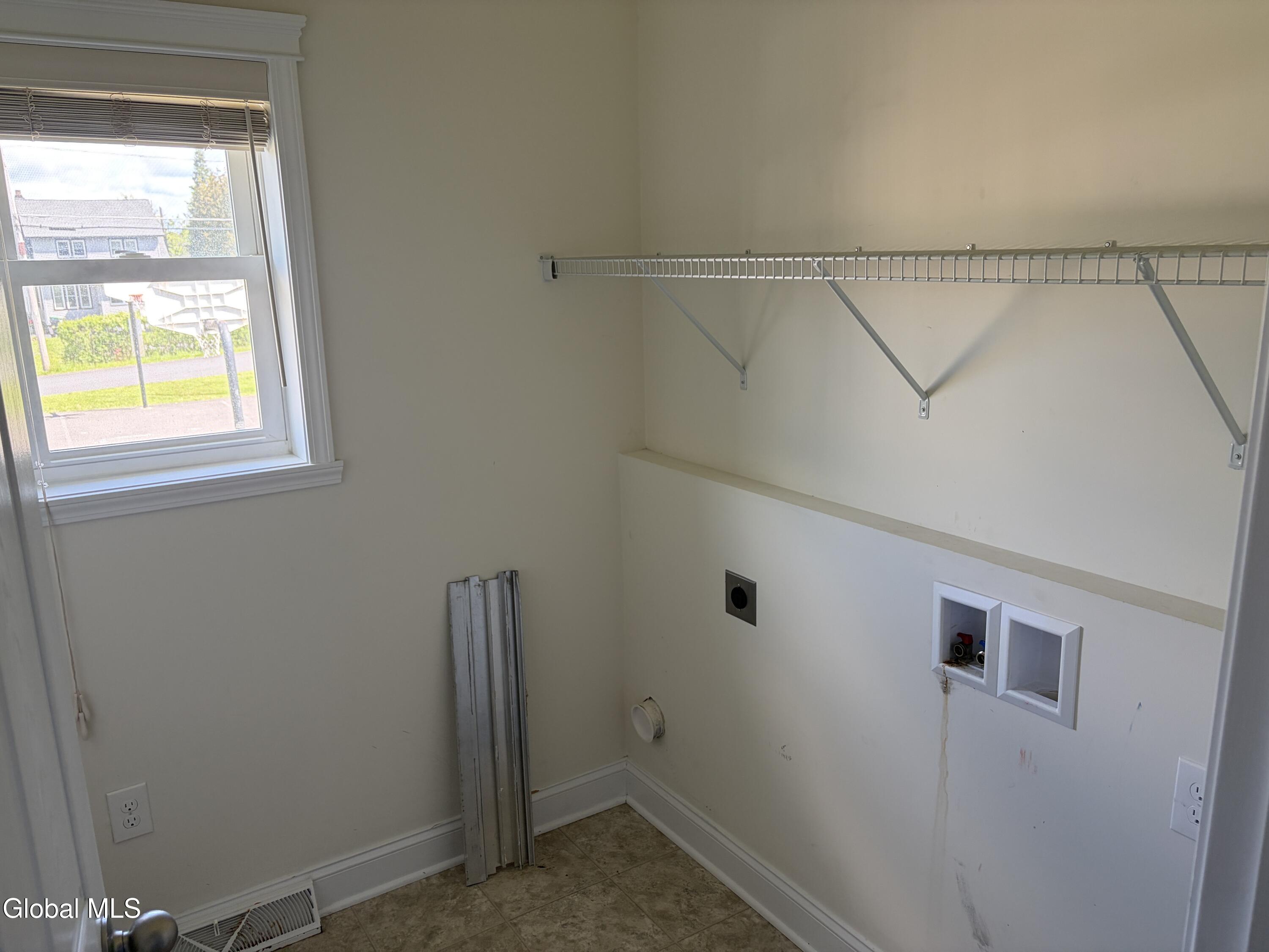 11 Highland View Avenue