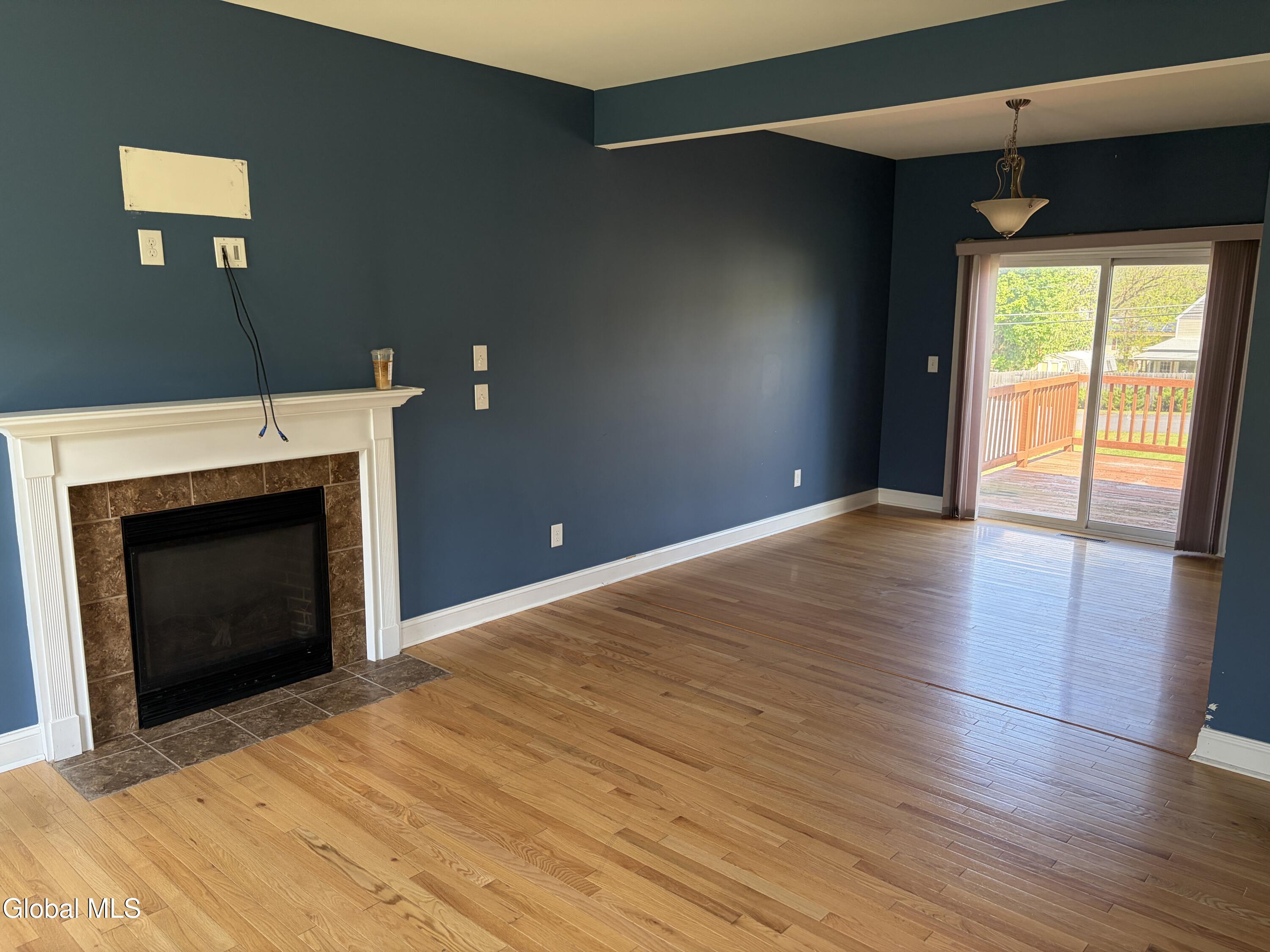 11 Highland View Avenue