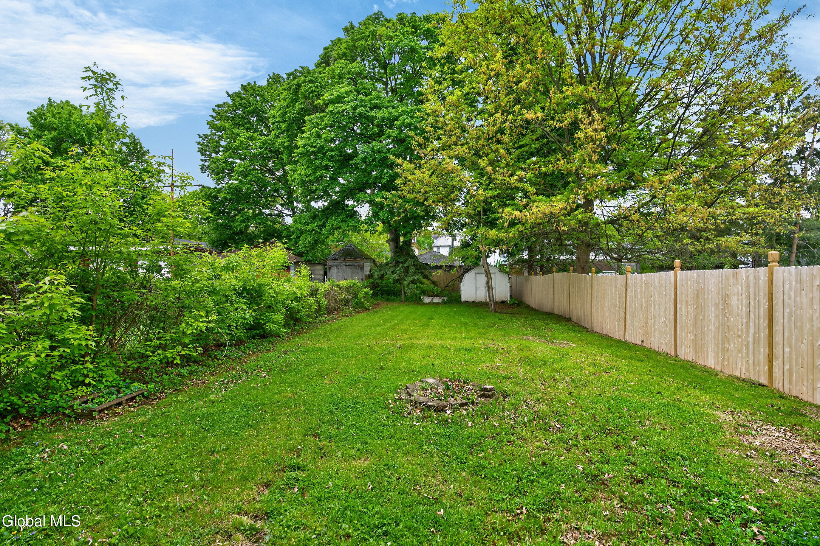 52 N Allen Street