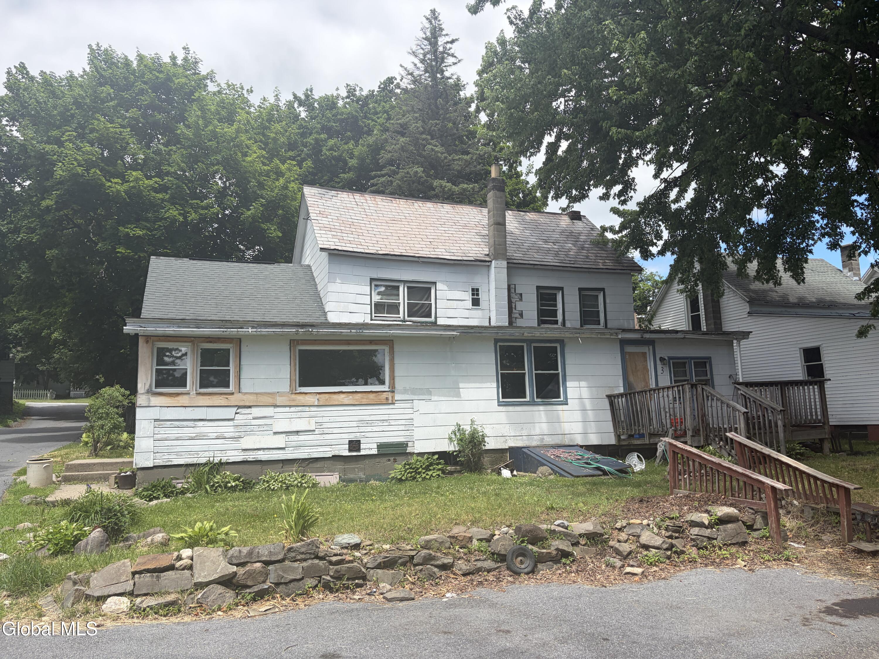 3 Bunce Lane