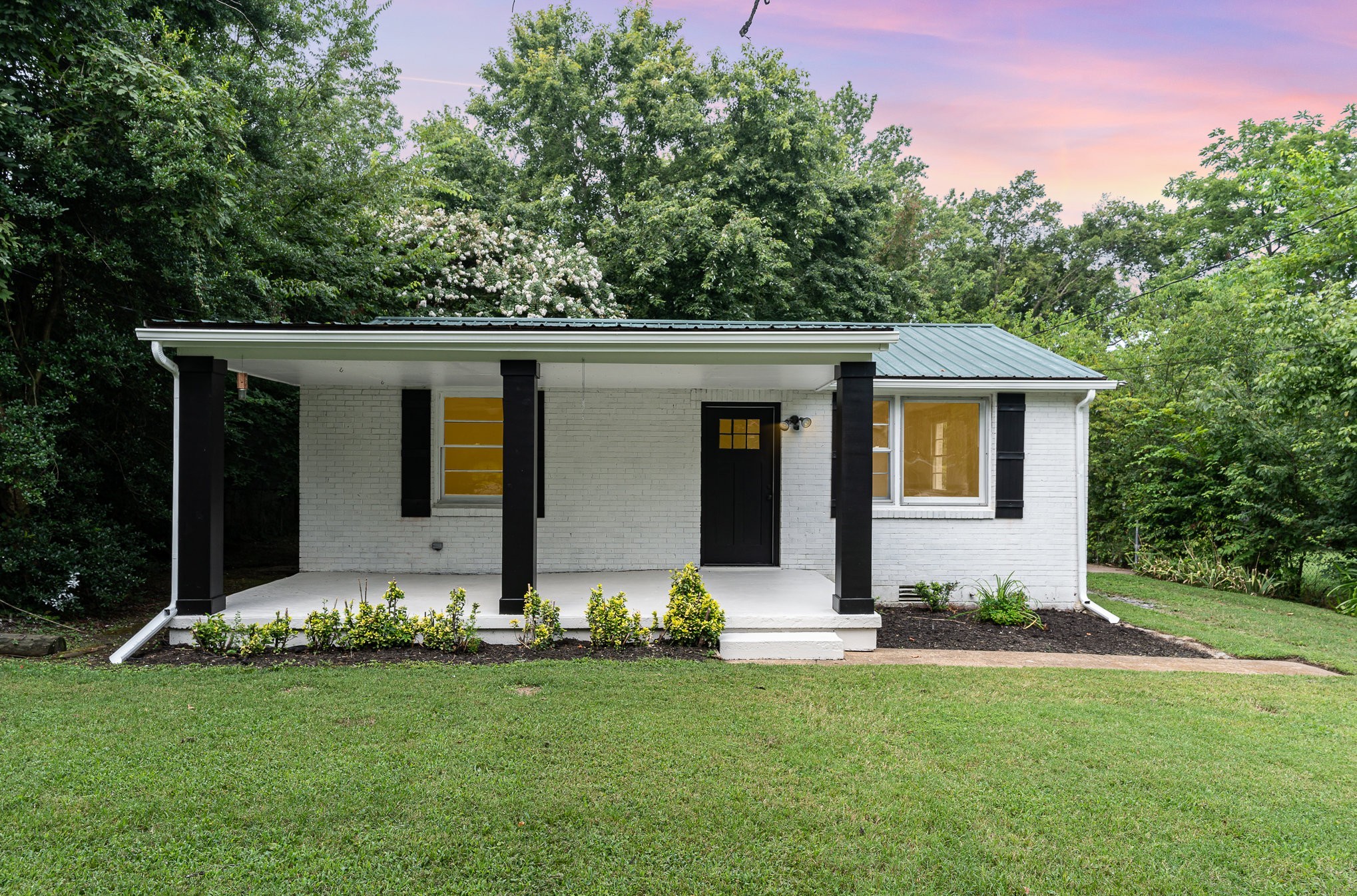 318 Keeton Ave