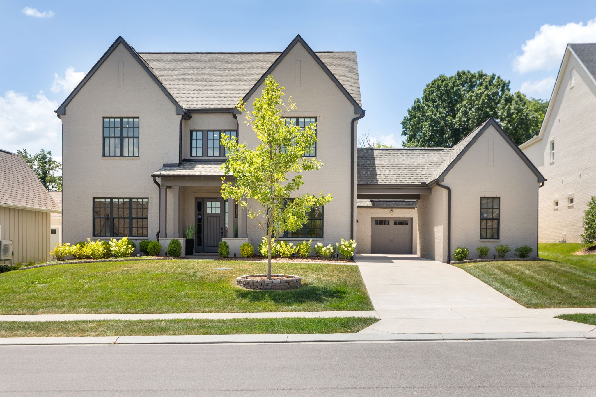6129 Saint Marlo Dr