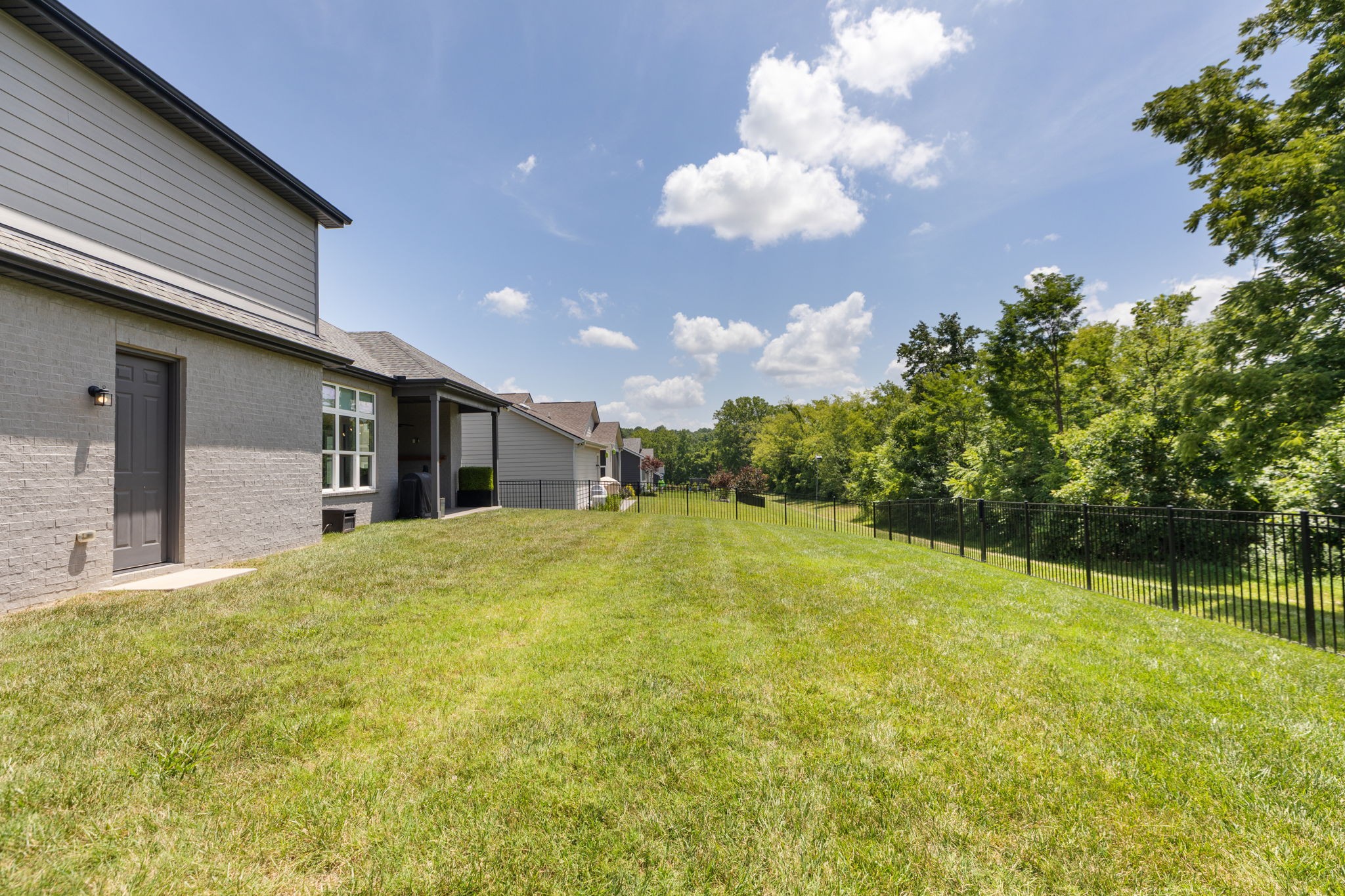 6129 Saint Marlo Dr