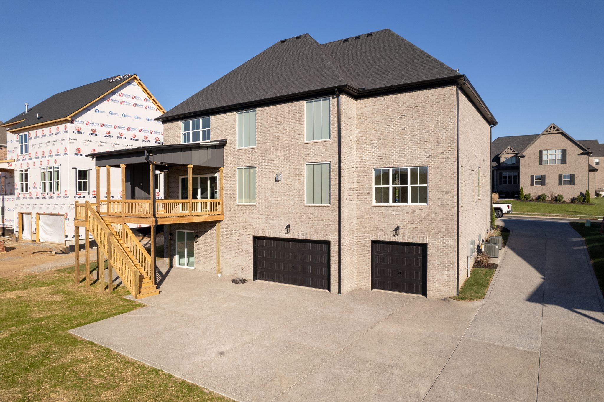 1020 Keeneland Dr