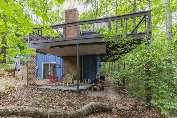 8676 Poplar Creek Rd