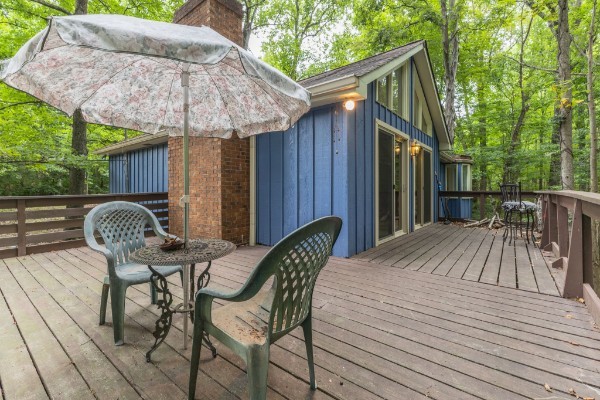 8676 Poplar Creek Rd
